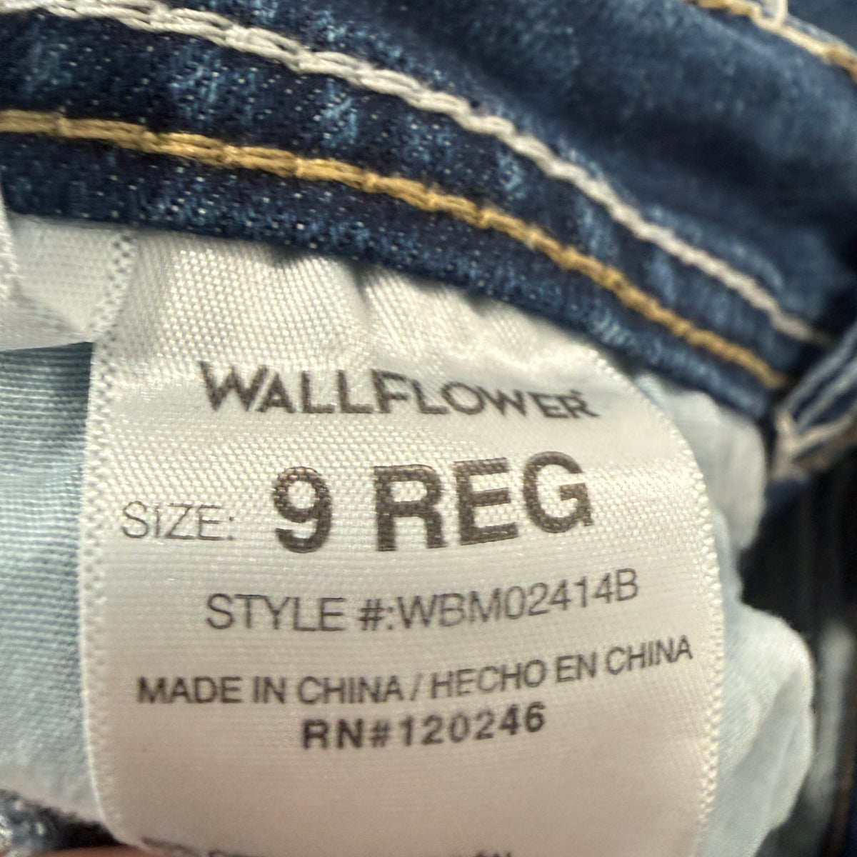 Wallflower Bootcut Jeans Women's Medium Wash Embellished Flap Pocket Size 9 photo 3