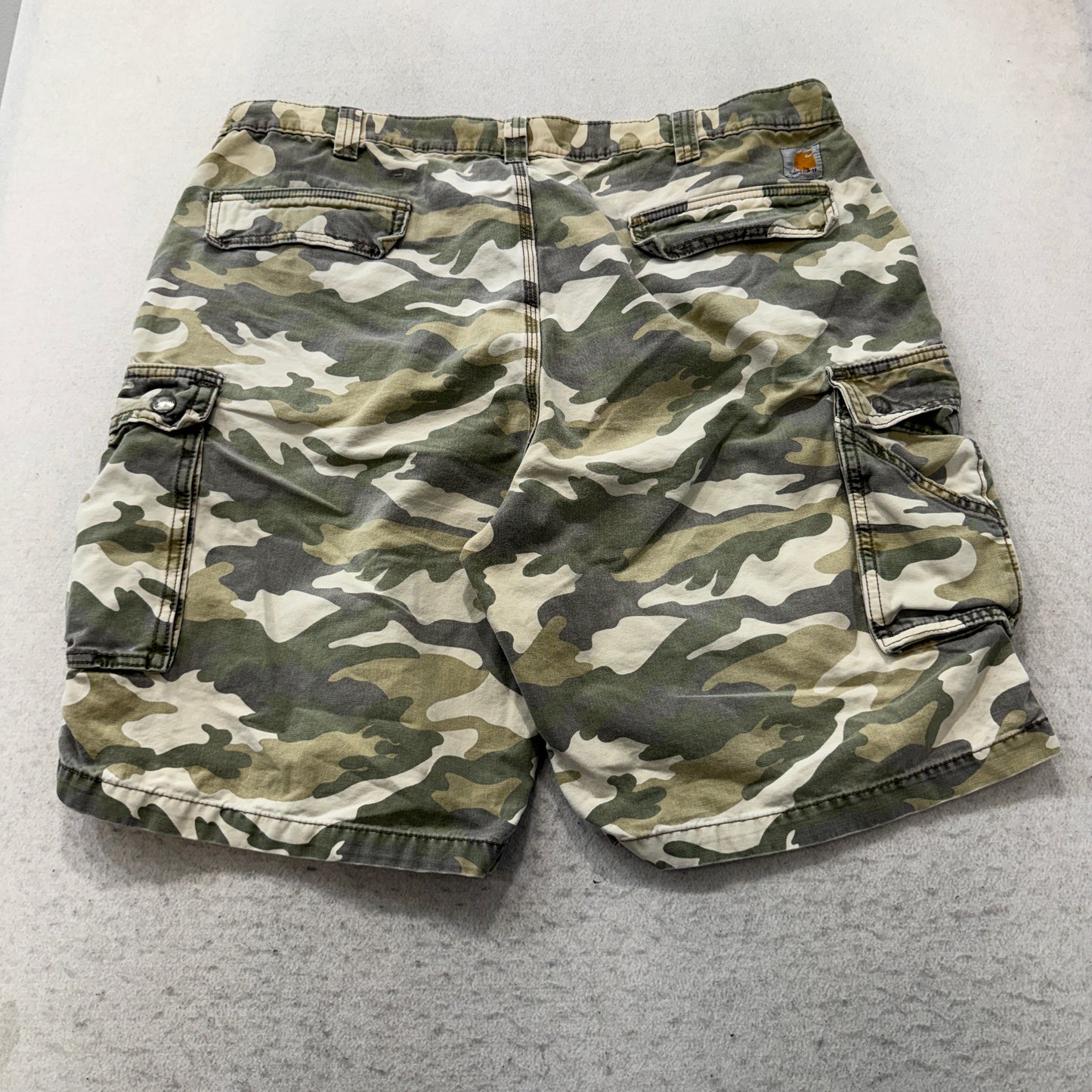 Carhartt Relaxed Fit Men's Camo Cargo Shorts Dual-Flapped Utility Pockets - W38