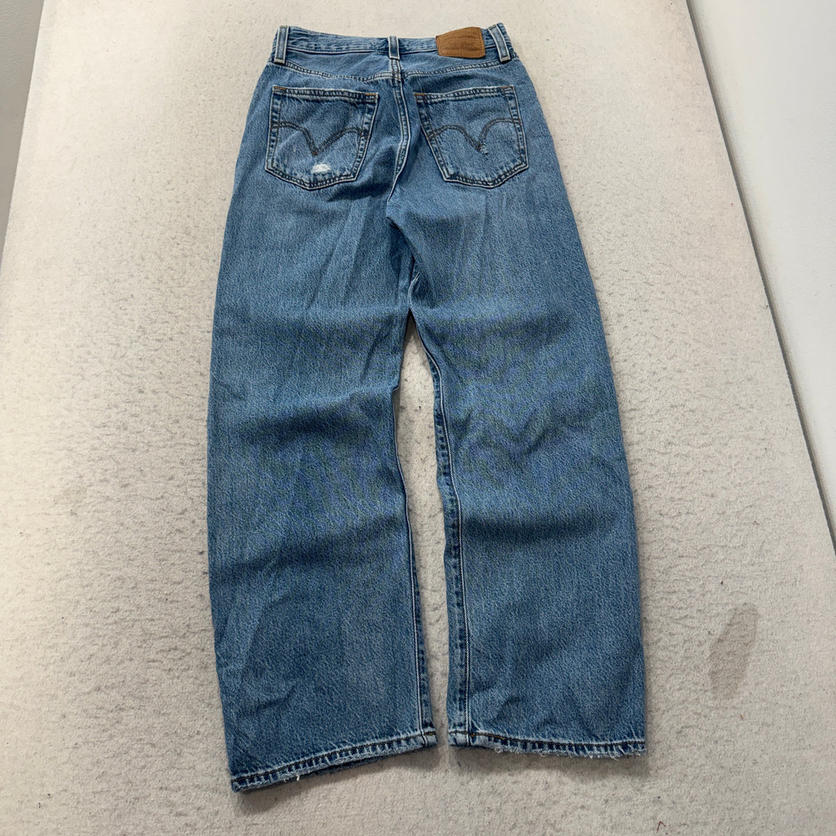 Levis Ribcage Straight Ankle Distressed Jeans Size 25 photo 2