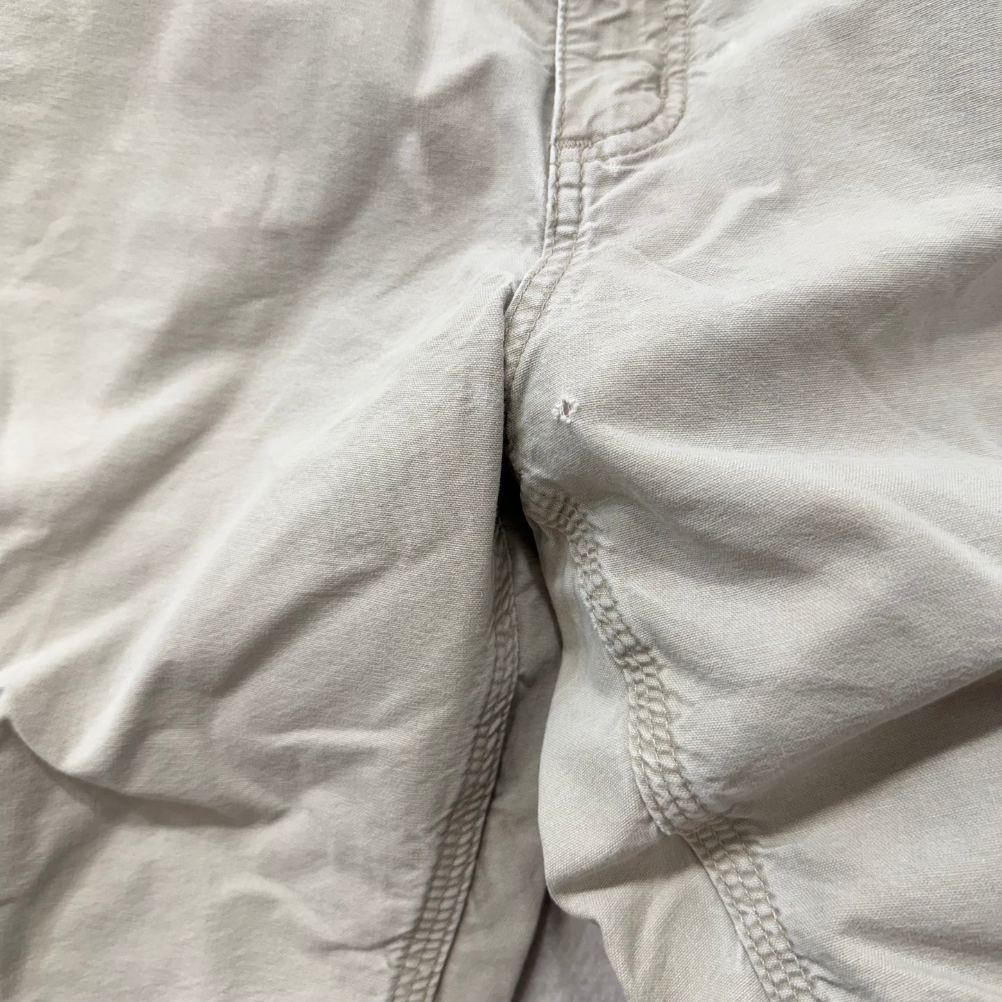 Carhartt Mens Tan Cotton Loose Fit Carpenter Shorts Utility Pockets Logo Size 34