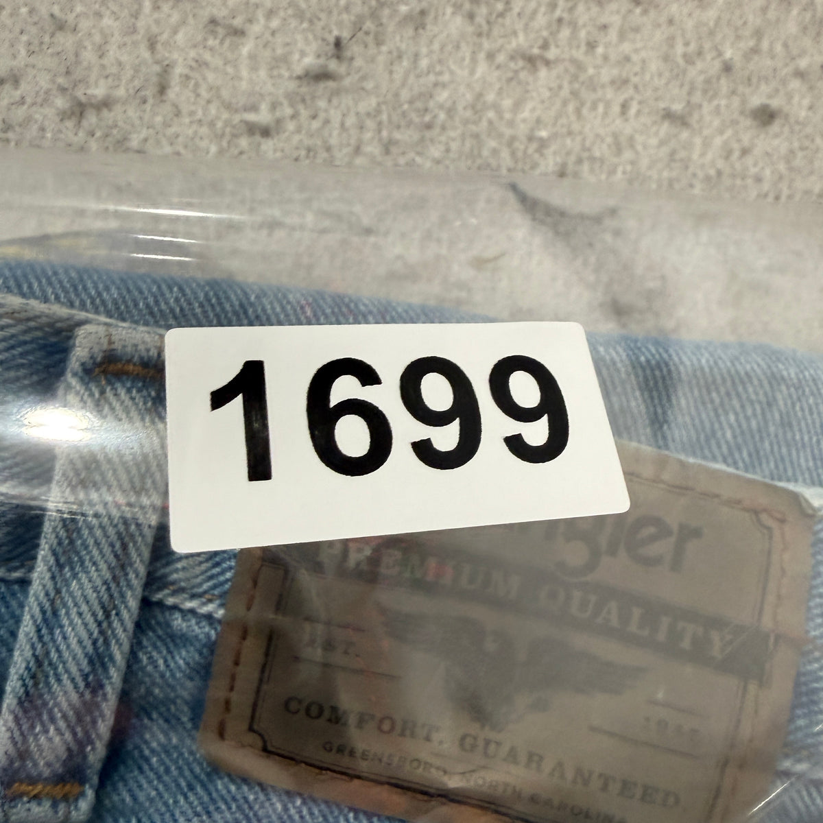 Wrangler Relaxed Fit Jeans Men's Light Wash Blue Denim Five Pocket Size 36 photo 7