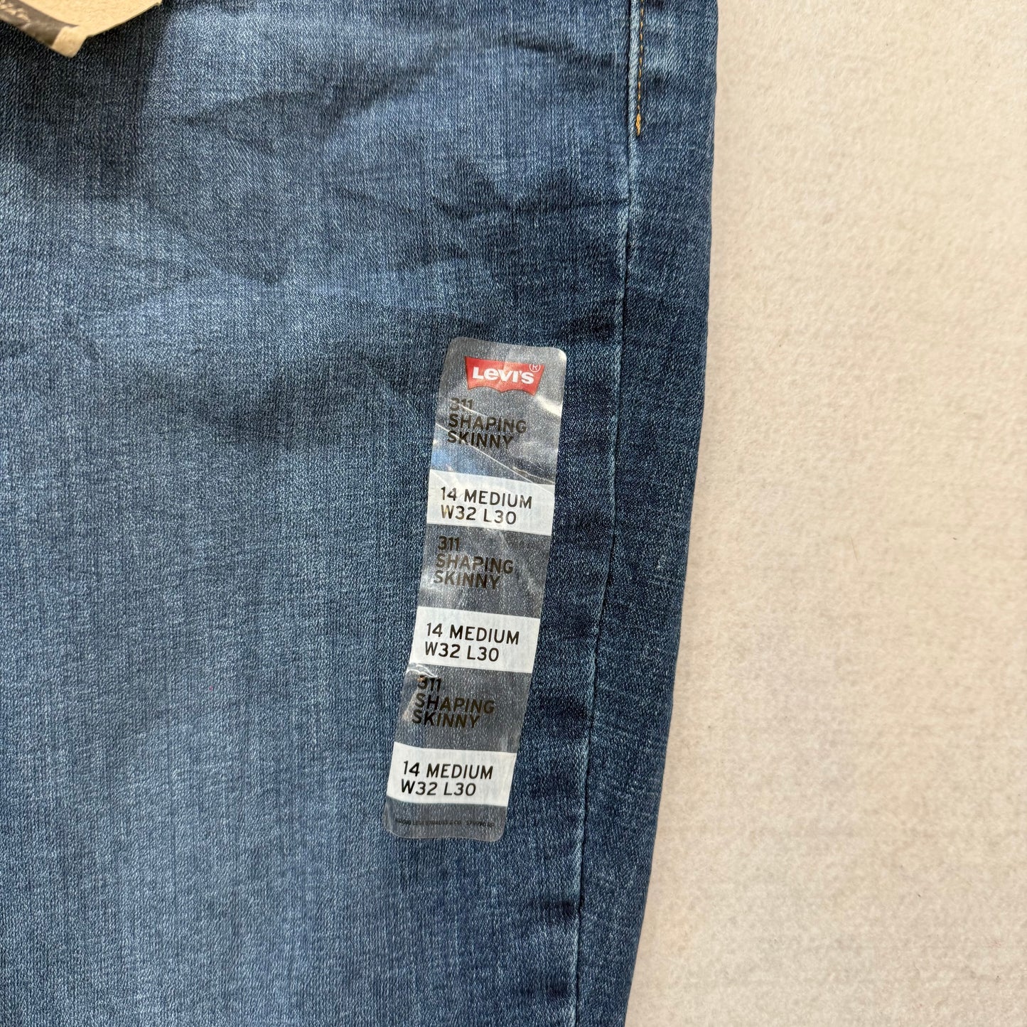 Levi's Strauss & Co. 311 Shaping Women's Medium Blue Denim Skinny Jeans Size 32