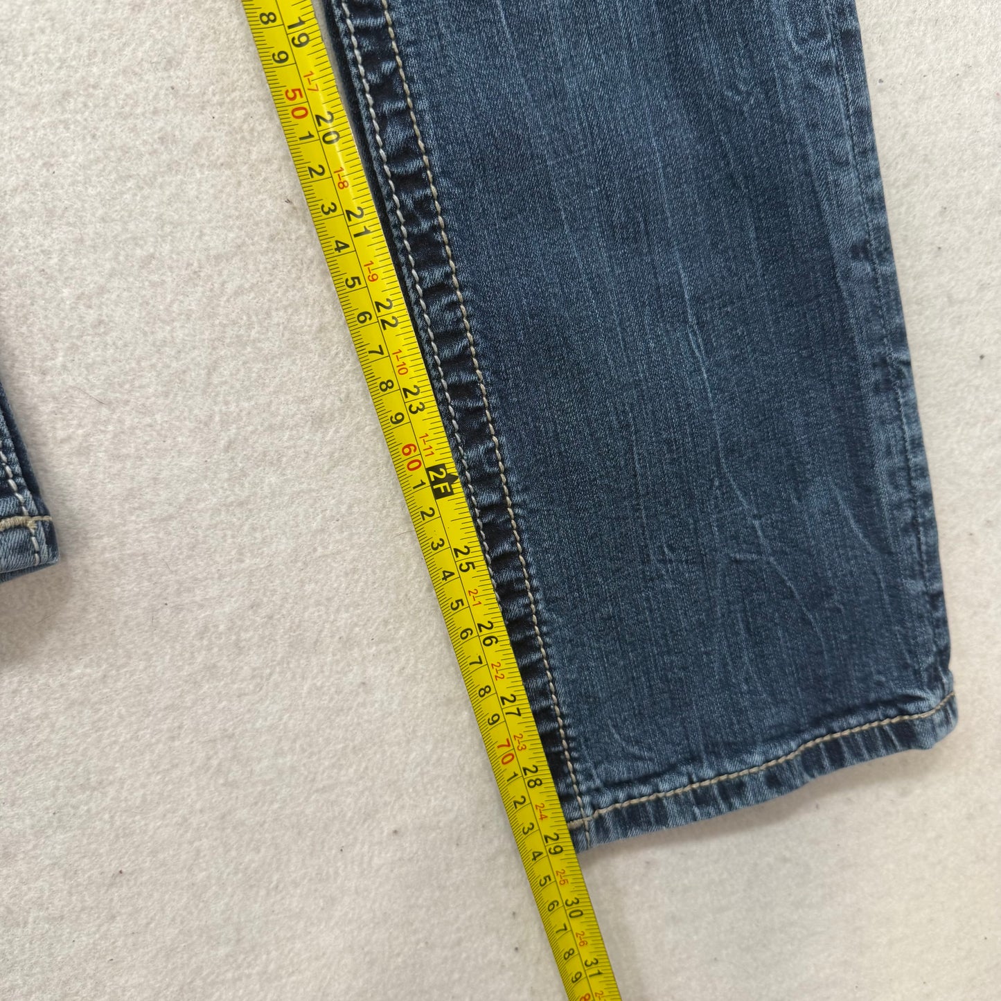 Miss Me Women Blue Denim Straight Leg Jean Embellished Rhinestone Pocket Size 30