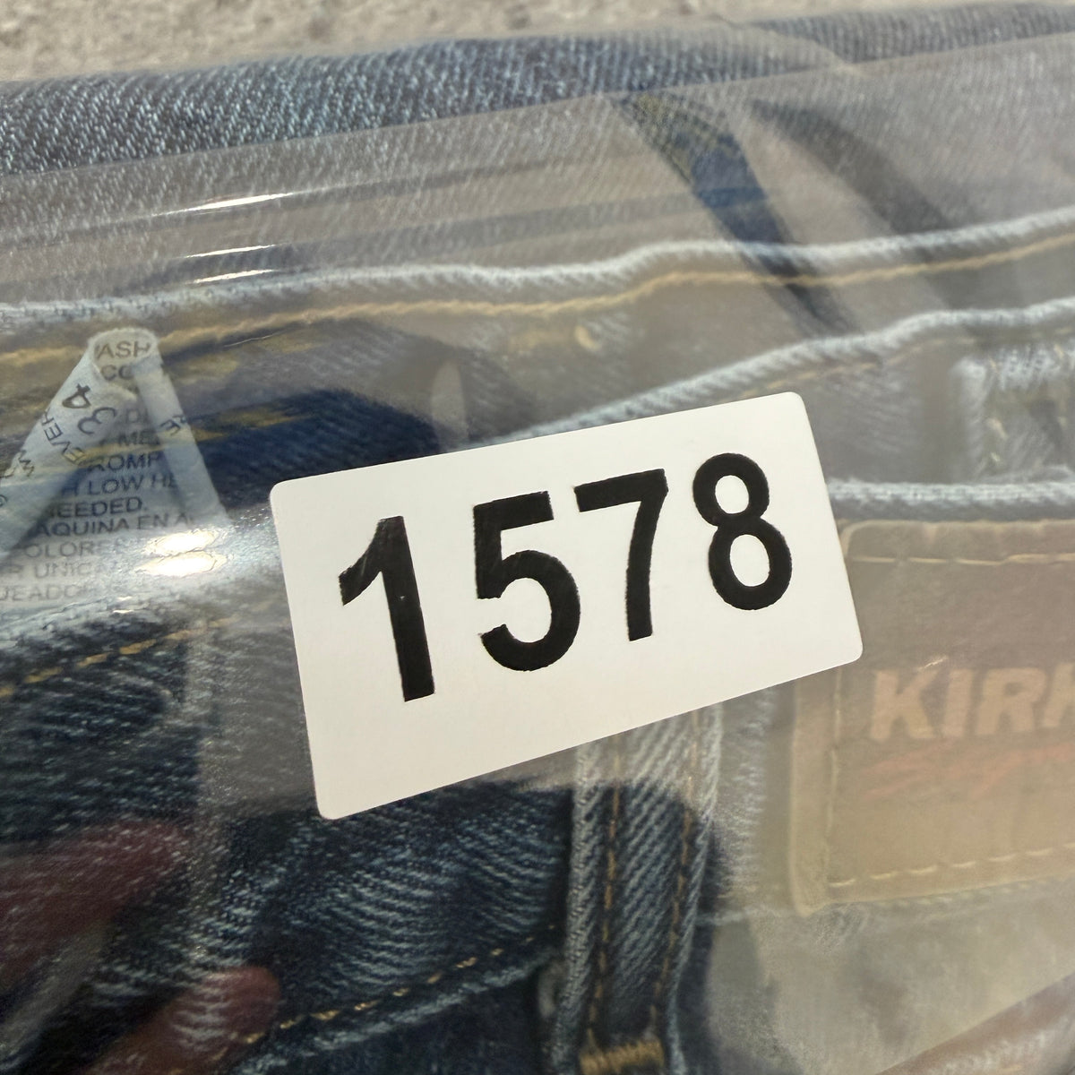 Kirkland Signature Medium Wash Jeans Size 34x34 photo 8