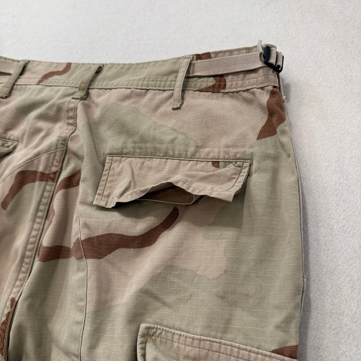 Vintage US Military DCU Men 3-Color Desert Camouflage Cargo Pants - Medium Long
