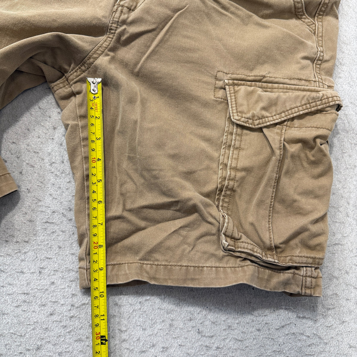 Old Navy Cargo Shorts Men's Khaki Tan Cotton Twill Utility Pockets Size 36 photo 5