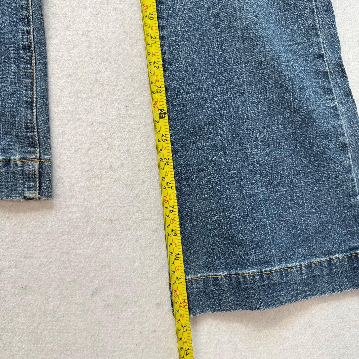 Mossimo Women's Medium Wash Blue Denim Bootcut Jeans Streetwear Preppy Size 6