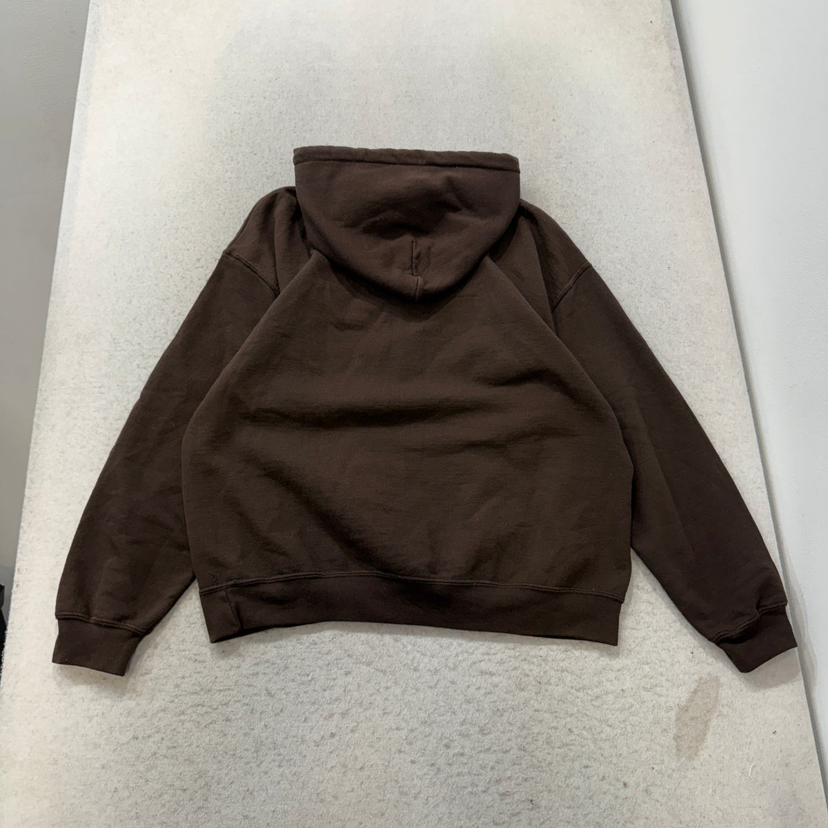 Gildan The Land hoodie back