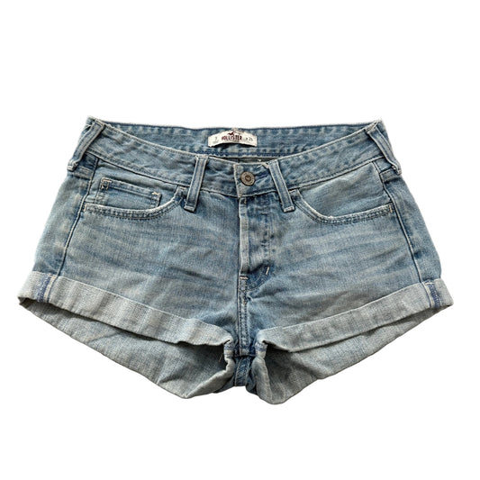 Hollister light wash cuffed denim shorts size 3 W26