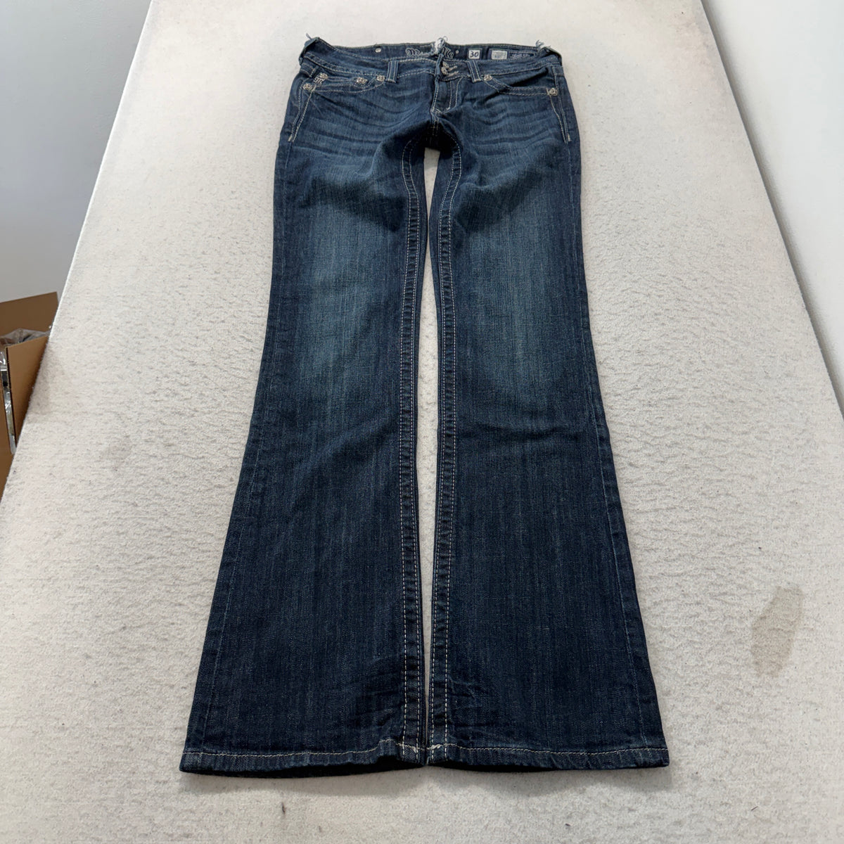 Miss Me Women's Blue Denim Dark Wash Bootcut Jeans Embellished Pockets Size 30