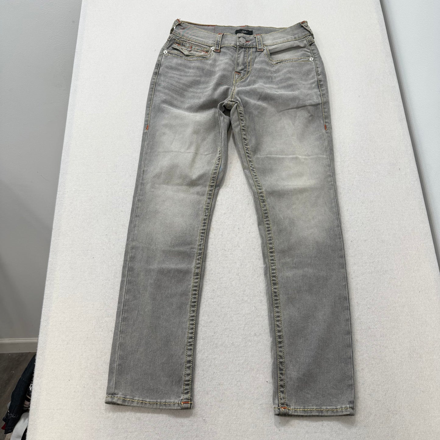 True Religion Geno Men's Gray Denim Slim Fit Jeans Snap Flap Back Pocket Size 30