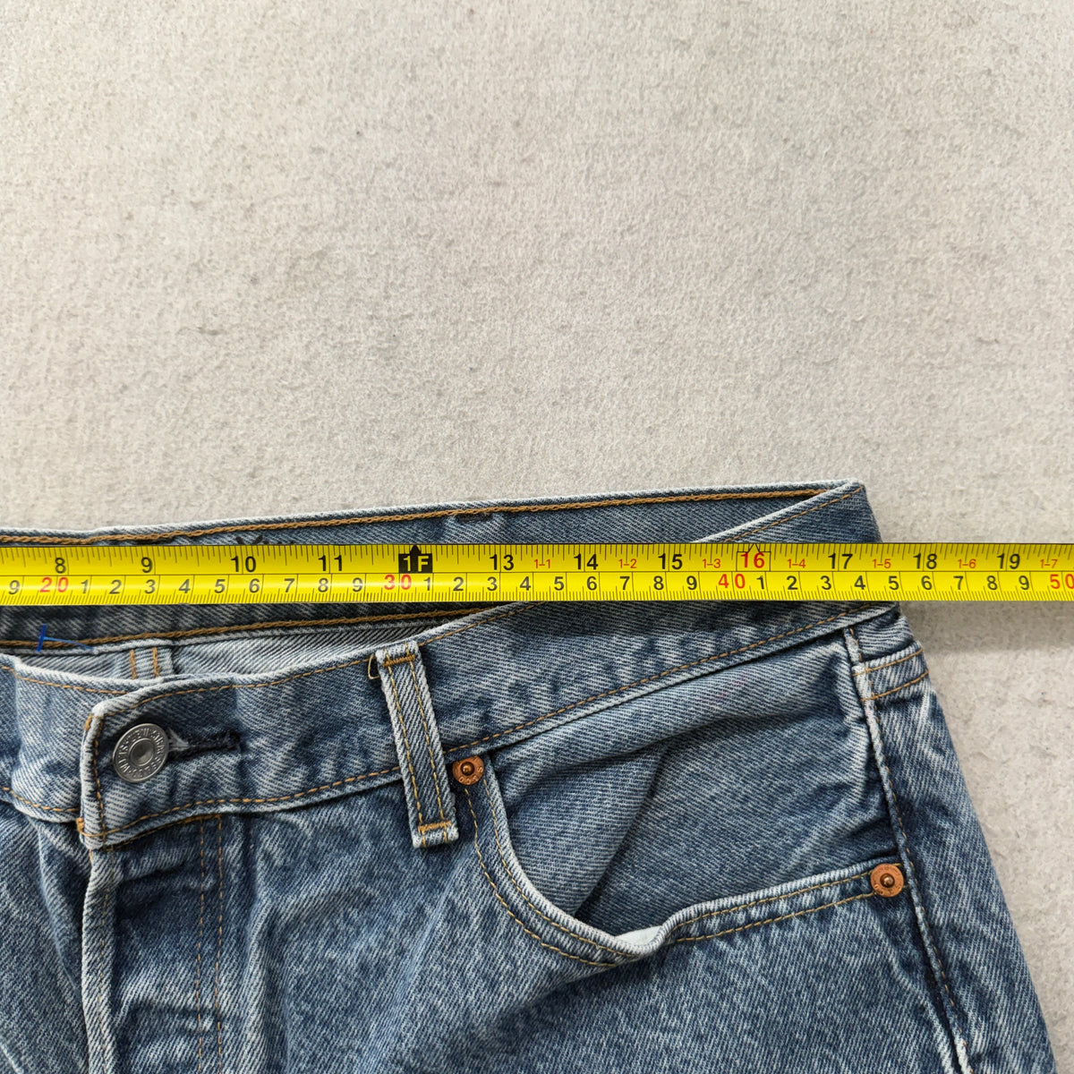 Levis 501 Medium Wash Button Fly Jeans Size 38x34 photo 5