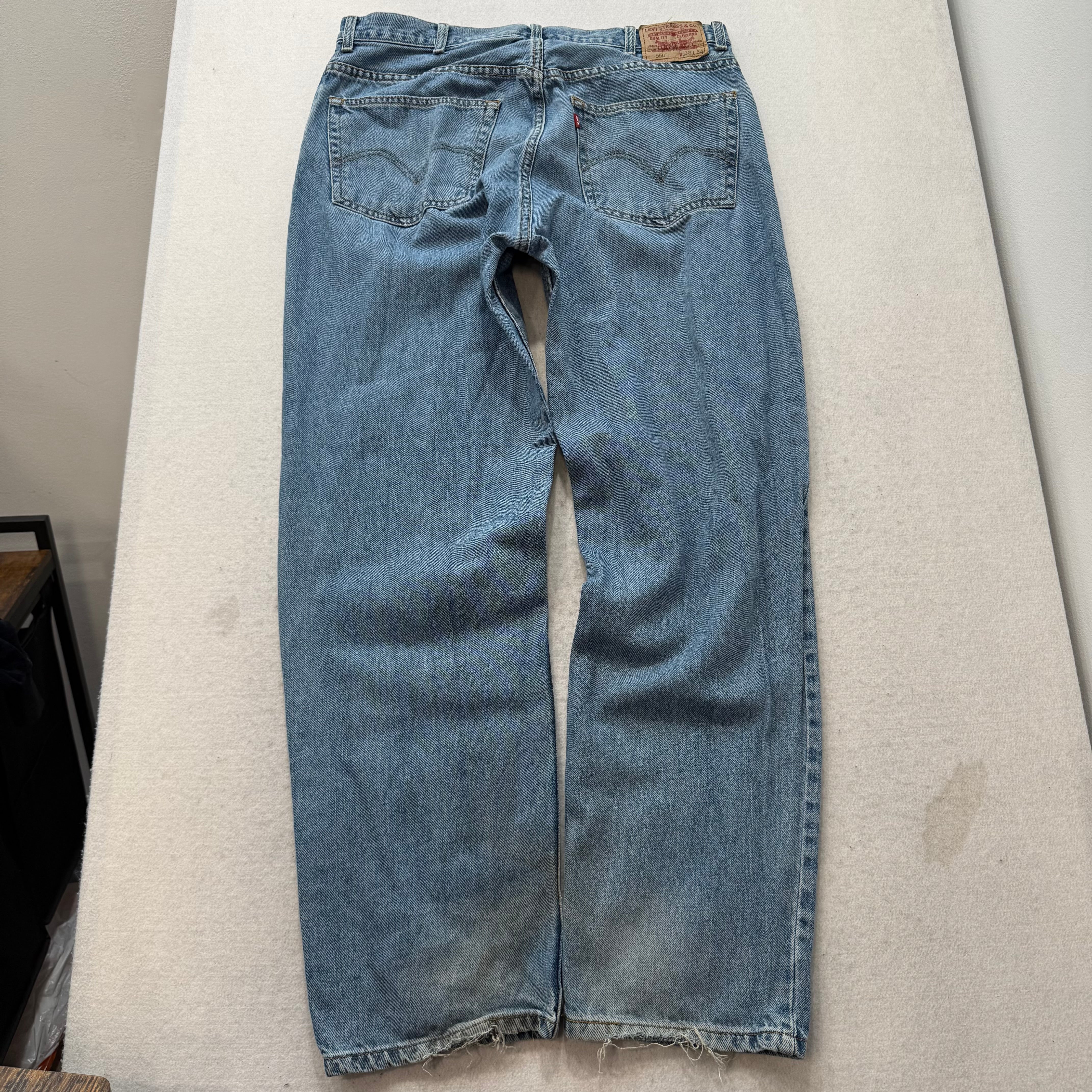 Levi's 550 Men's Blue Straight Leg Denim Jeans Zip-Fly Relaxed Fit Size 38x34