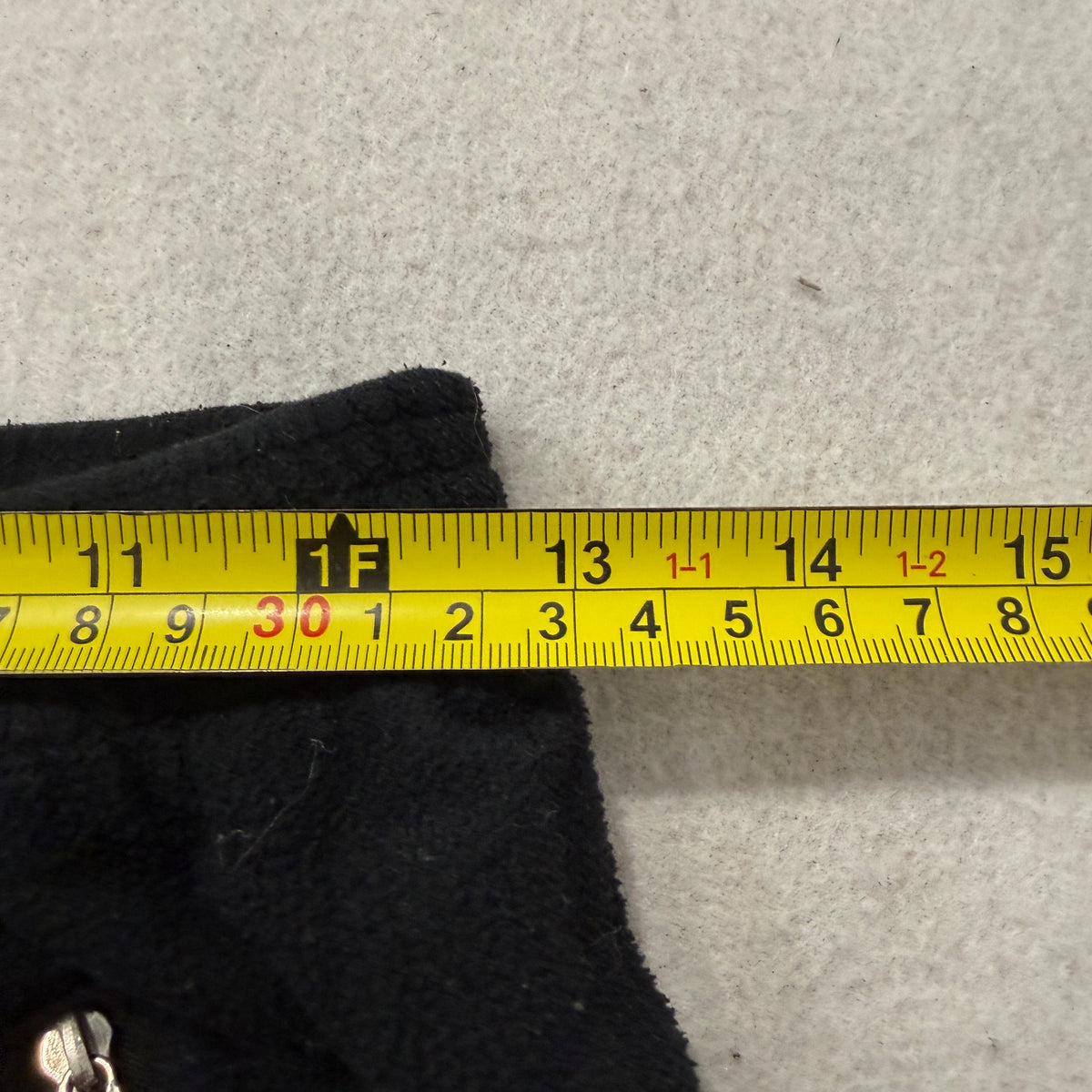Nike Men's Black Fleece Sweatpants Zippered Pockets Drawcord Hem Logo Size S