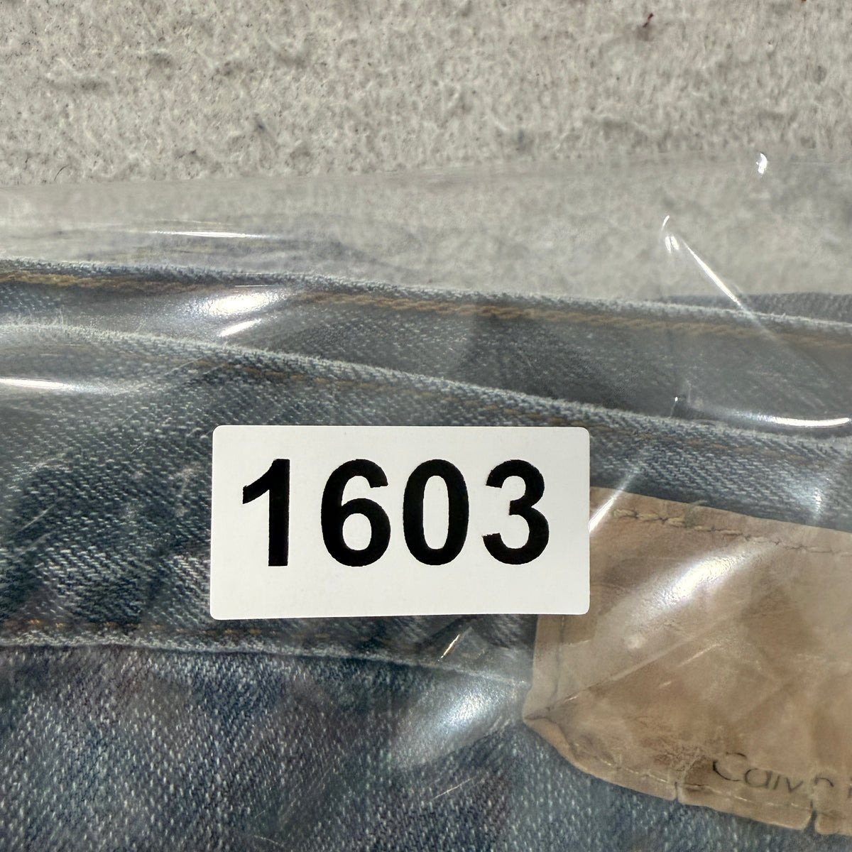Calvin Klein Jeans Medium Wash Straight Leg Jeans Size 34 photo 8