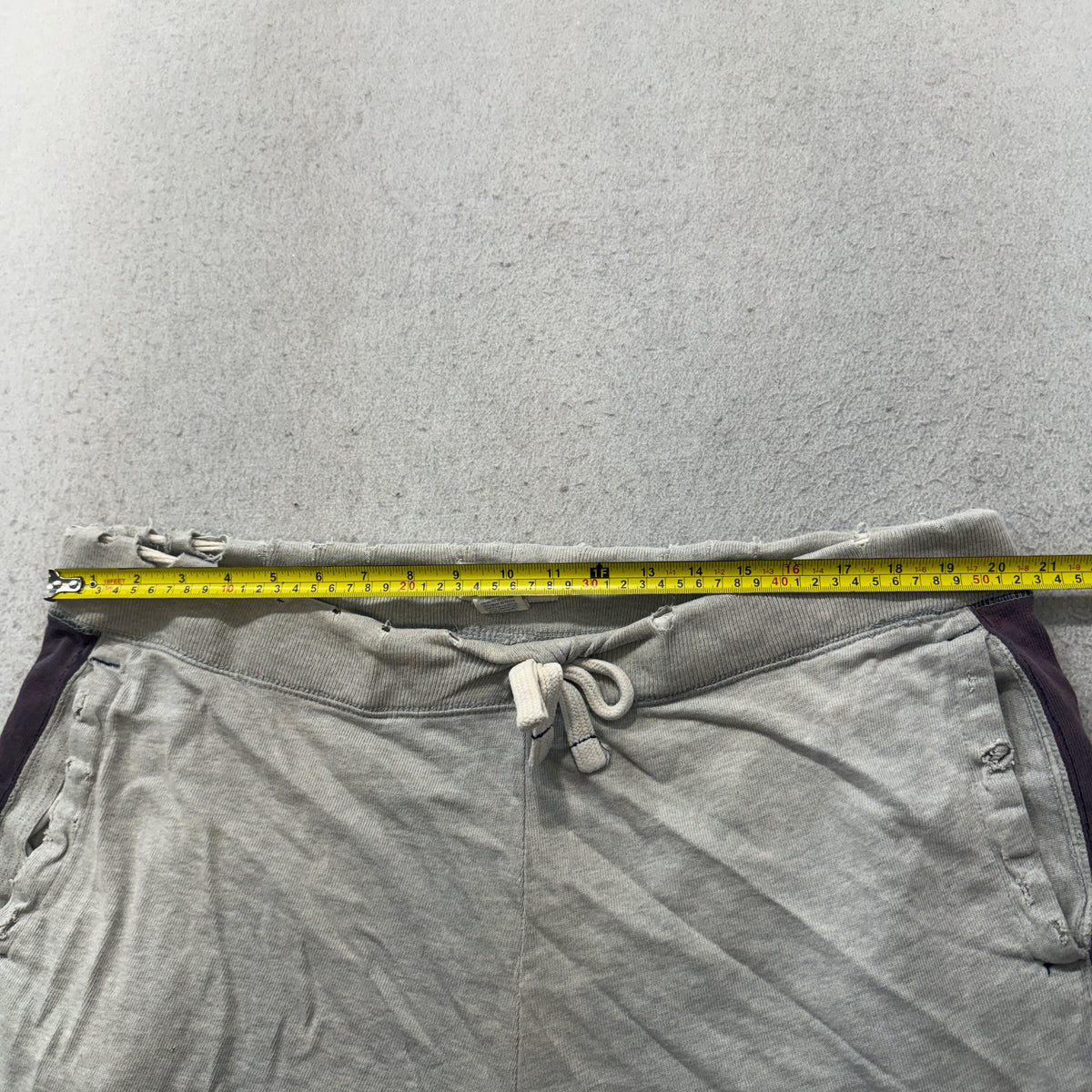 Vintage American Eagle Sweat Shorts Men's Heather Gray Side Stripe Size L photo 4