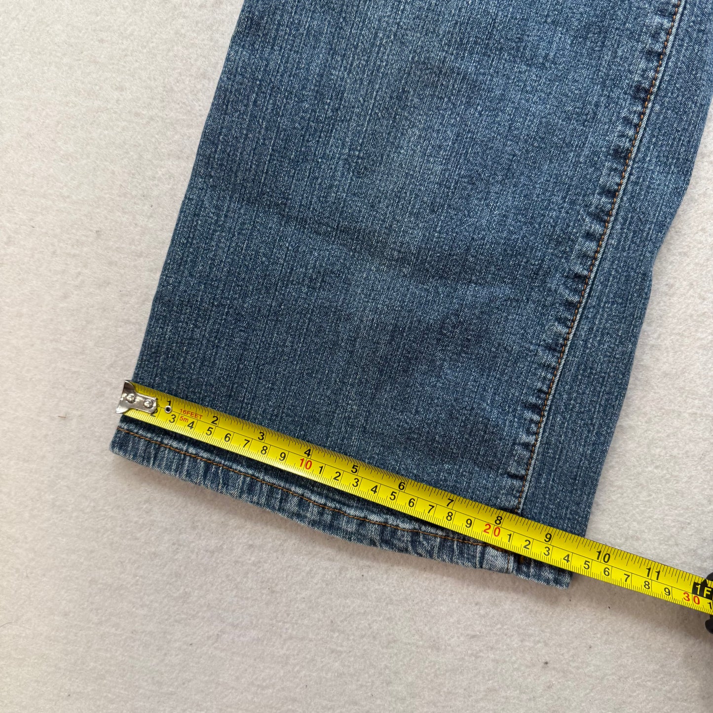 Rocawear Women's Medium Wash Blue Denim Bootcut Jeans Low Rise Casual Size 18