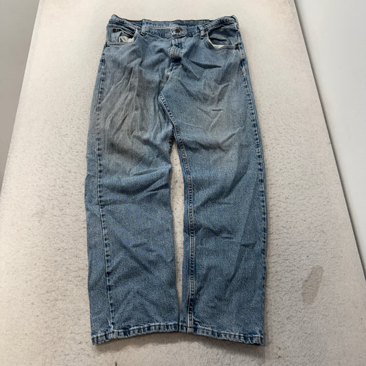 Wrangler Relaxed Fit Light Wash Jeans Size 38x30 photo 1
