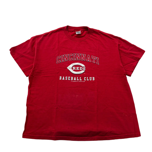 Cincinnati Reds Baseball Club graphic tee front