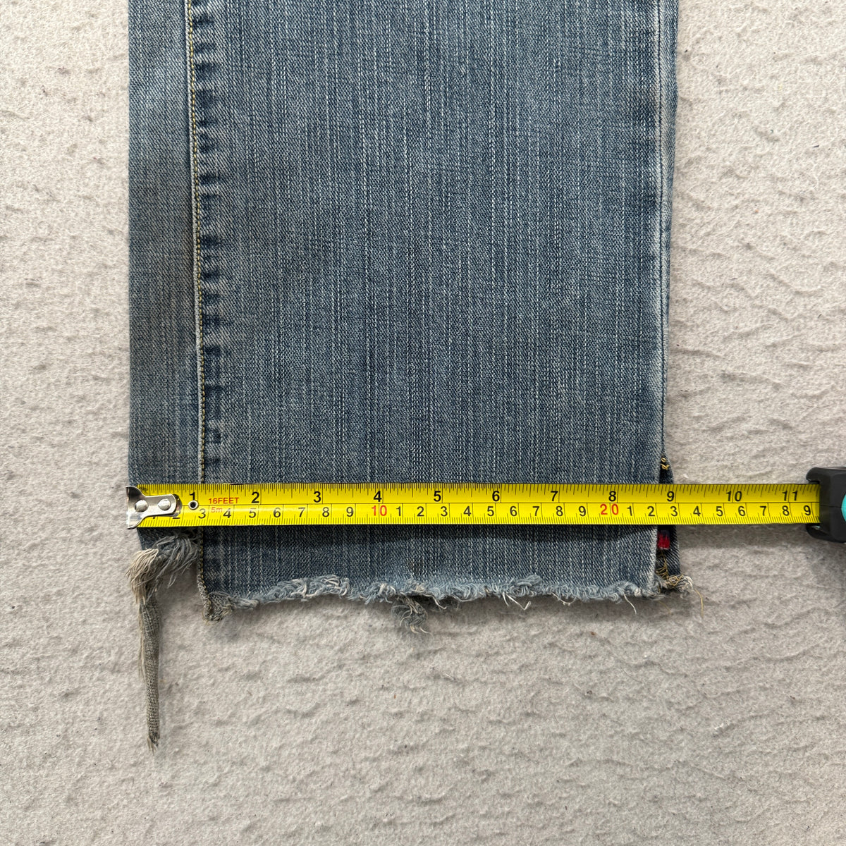 Seven7 Premium Womens Blue Bootcut Jeans Embroidered Pockets Distressed Hem - 34