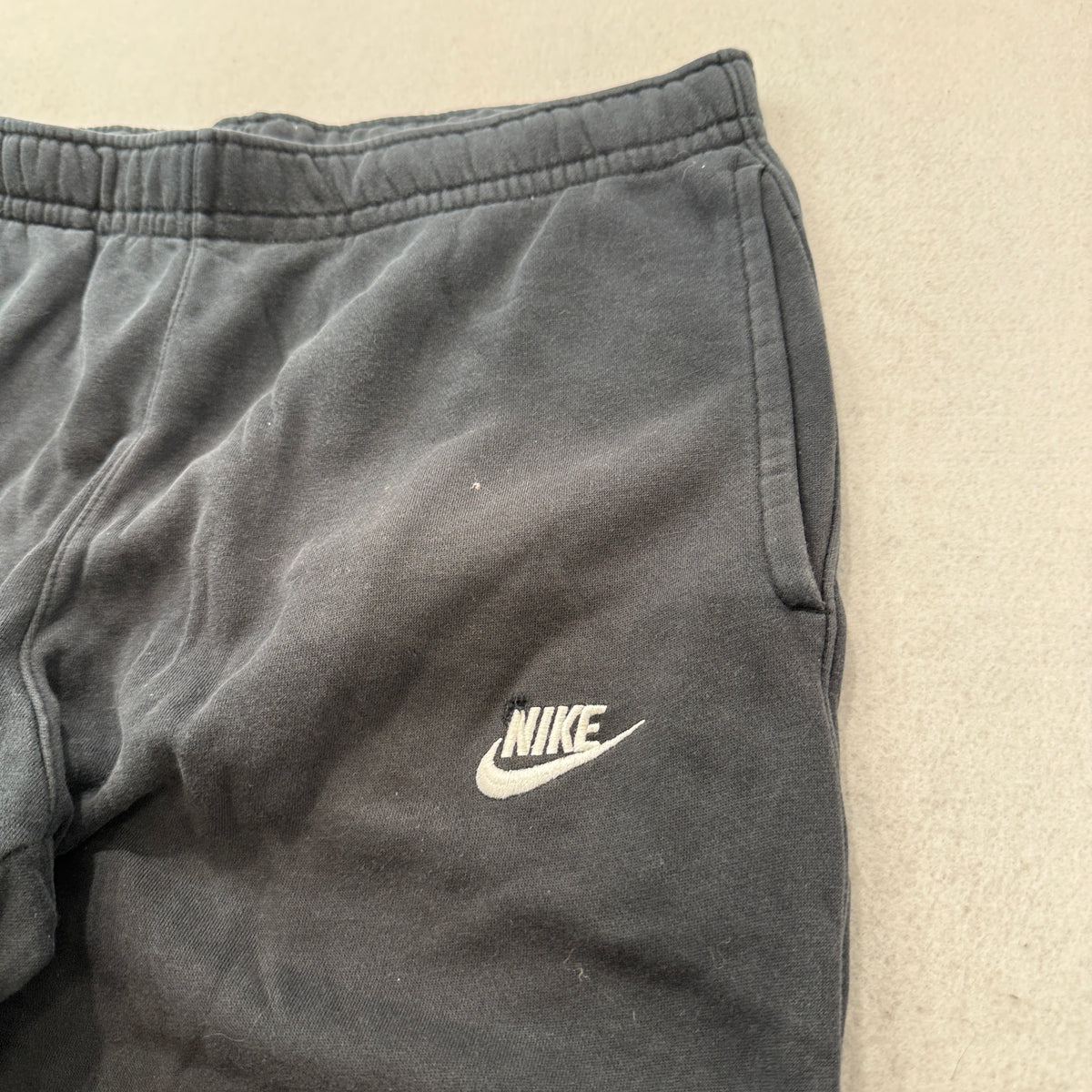 Nike Men's Black Fleece Sweatpants Elastic Waistband Pockets Classic Size L