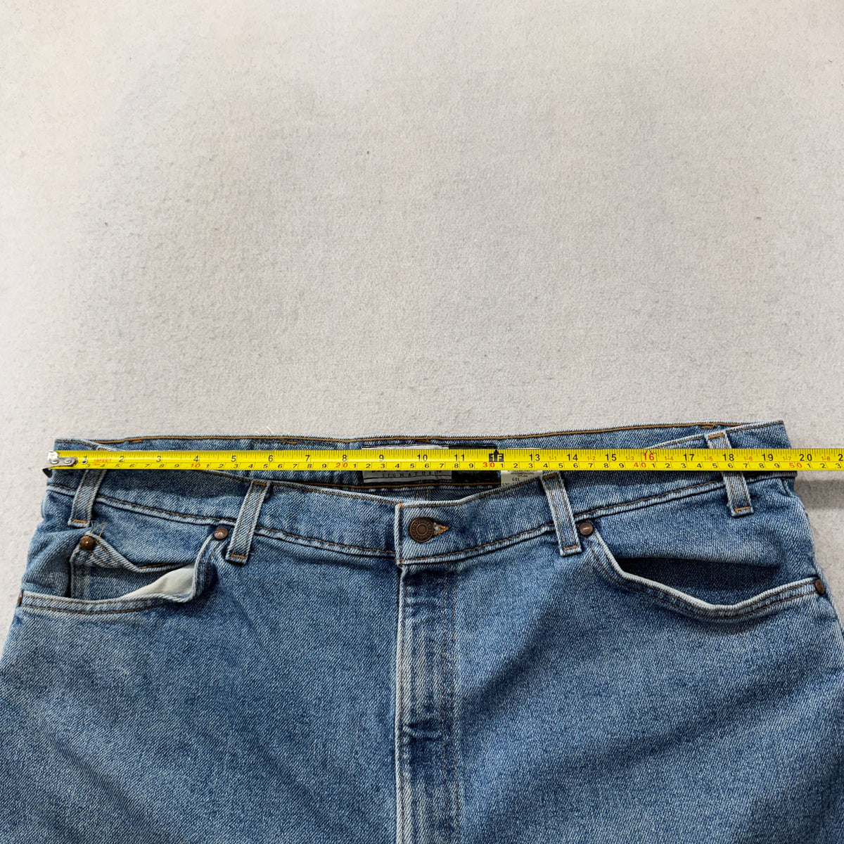 Levis Signature Flex Denim Medium Wash Jeans Size 42x30 photo 4