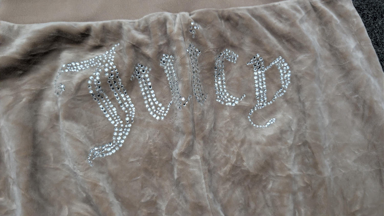 Vintage Juicy Couture Velour Tracksuit Bottoms | Y2K Flare Leg Sweatpants M