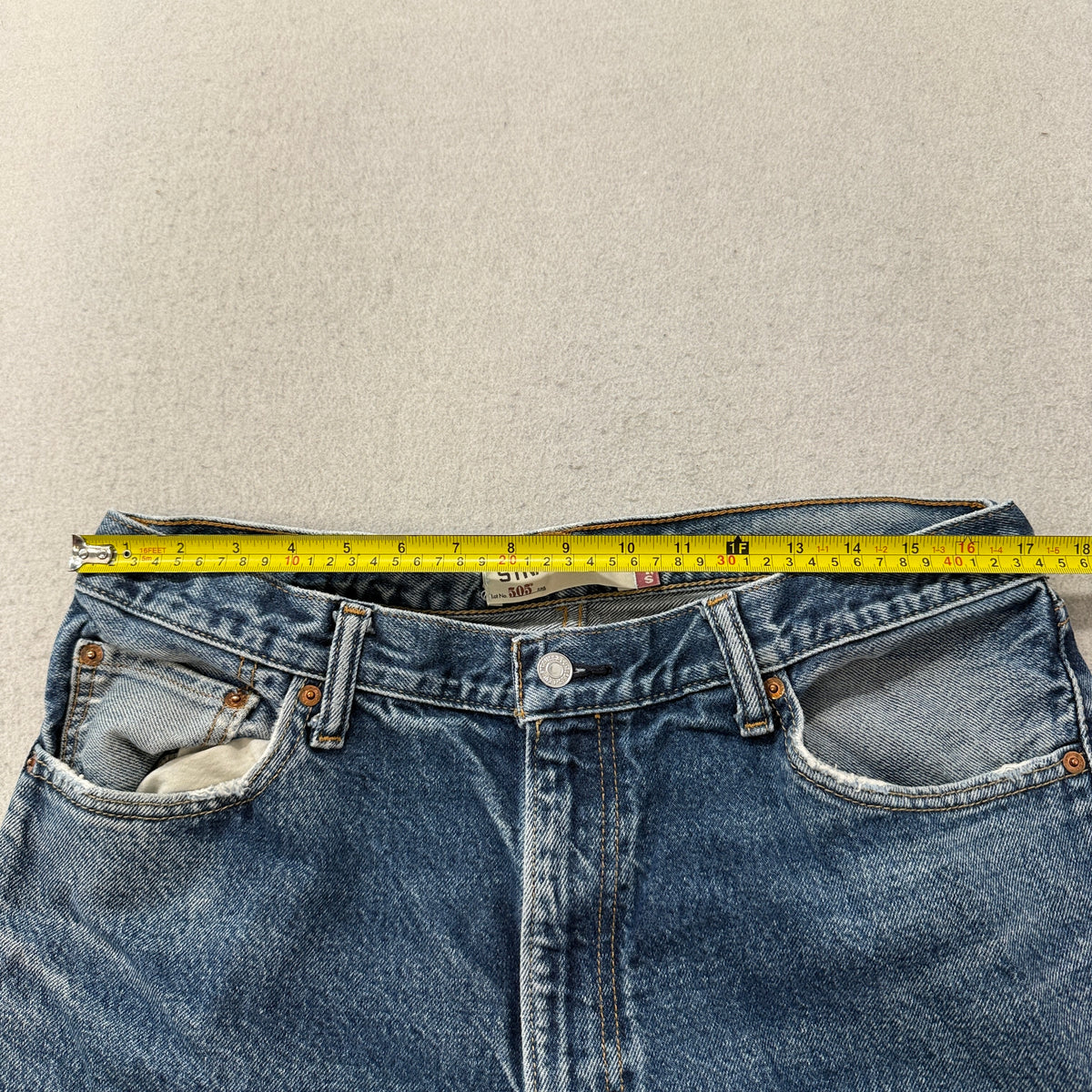 Levis 505 Straight Fit Medium Wash Jeans Size 36x34 photo 5