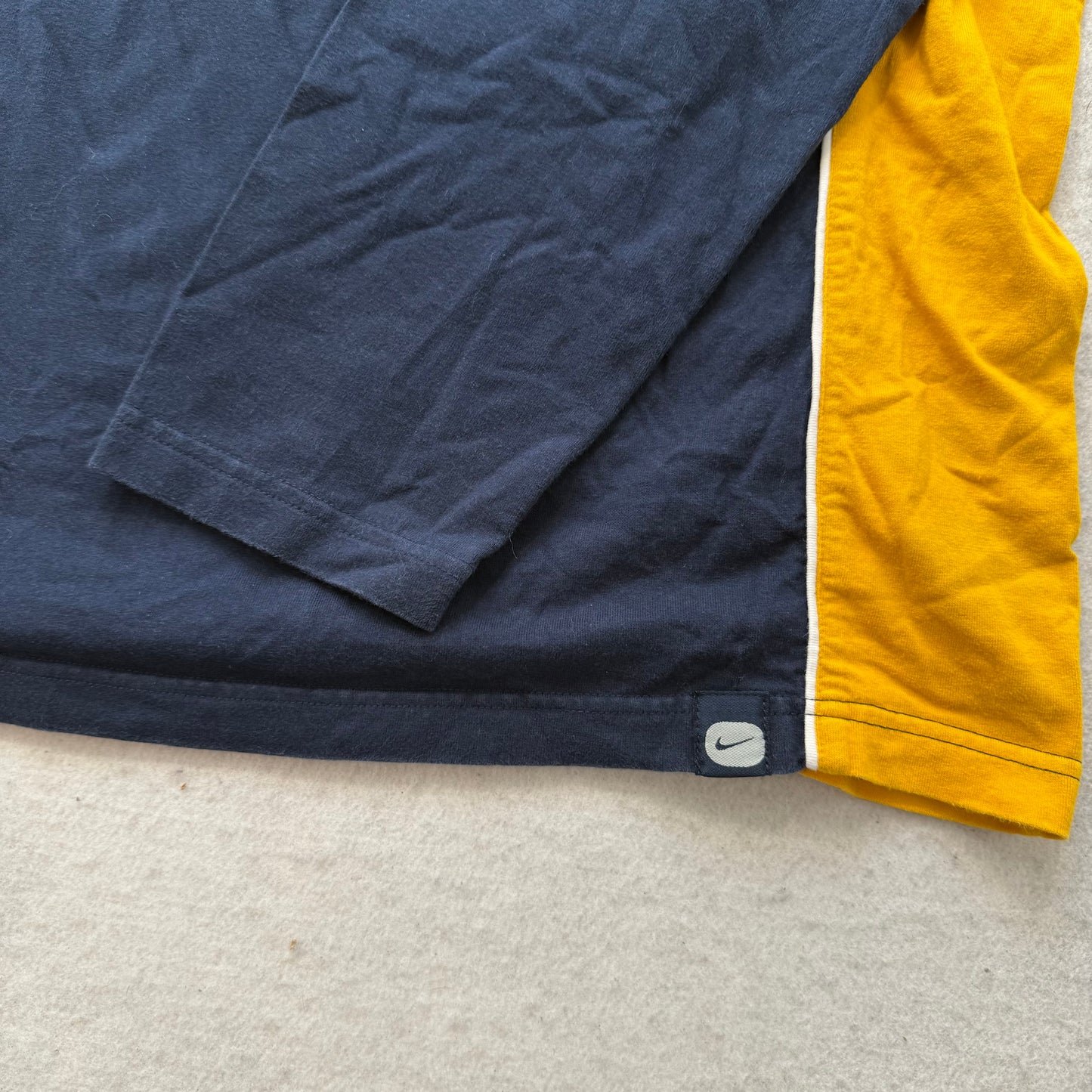 Nike Men Navy Yellow Cotton T-Shirt Long Sleeves Raglan Cut Swoosh Logo Size 2XL