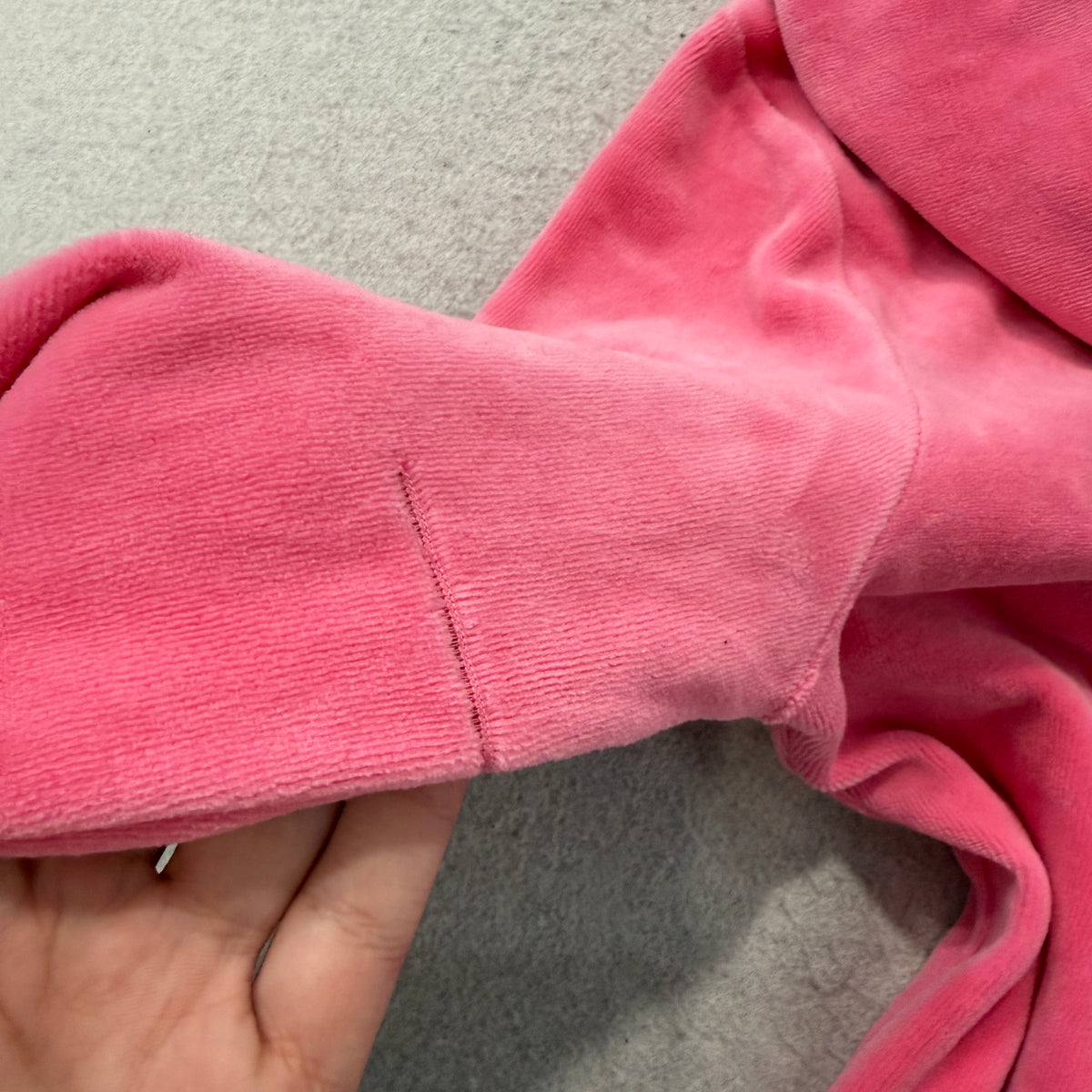 Juicy Couture Women's Pink Velour Zip-Up Hoodie Pockets JC Logo Classic Size S