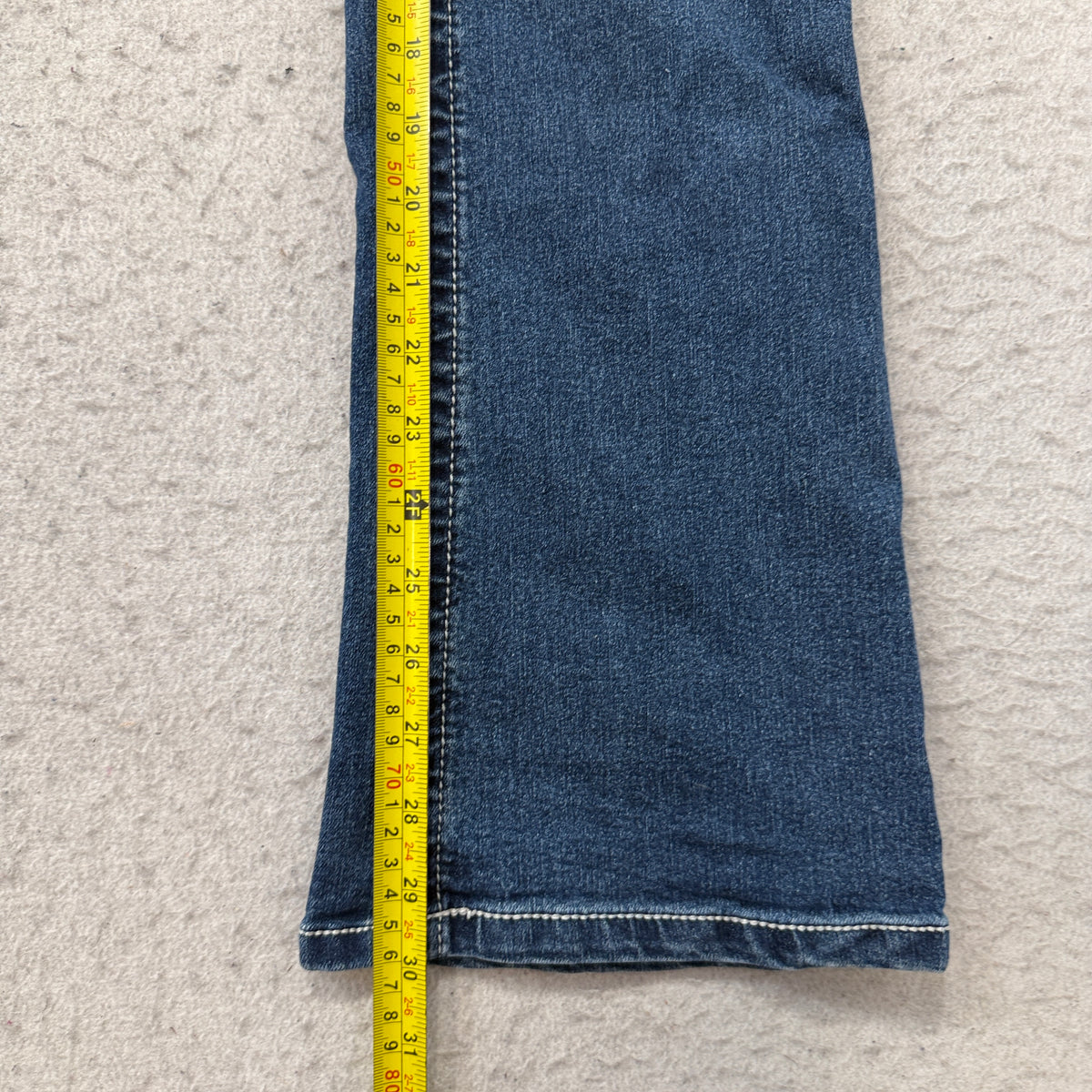Wallflower Bootcut Jeans Women's Medium Wash Embellished Flap Pocket Size 9 photo 5