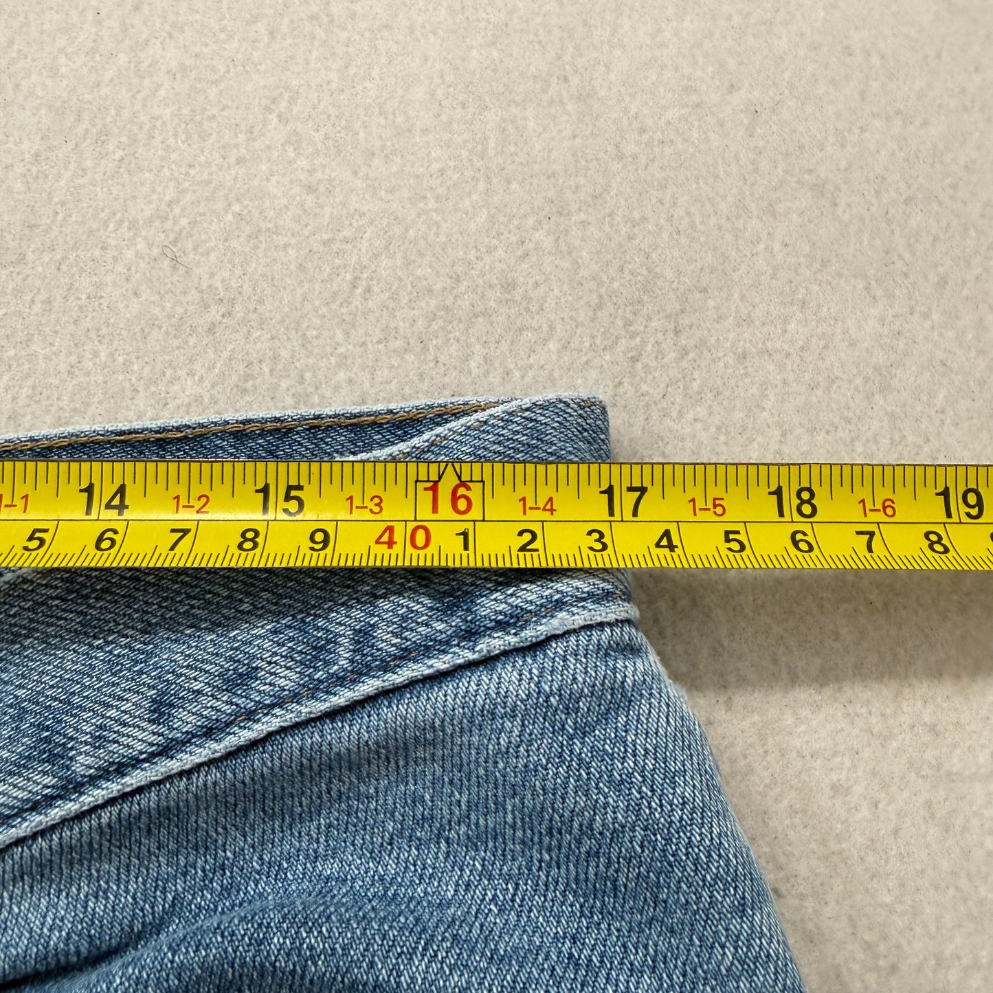 Wrangler Men's Blue Denim Jeans Regular Fit Zip-Fly Pockets Classic Size 36x29