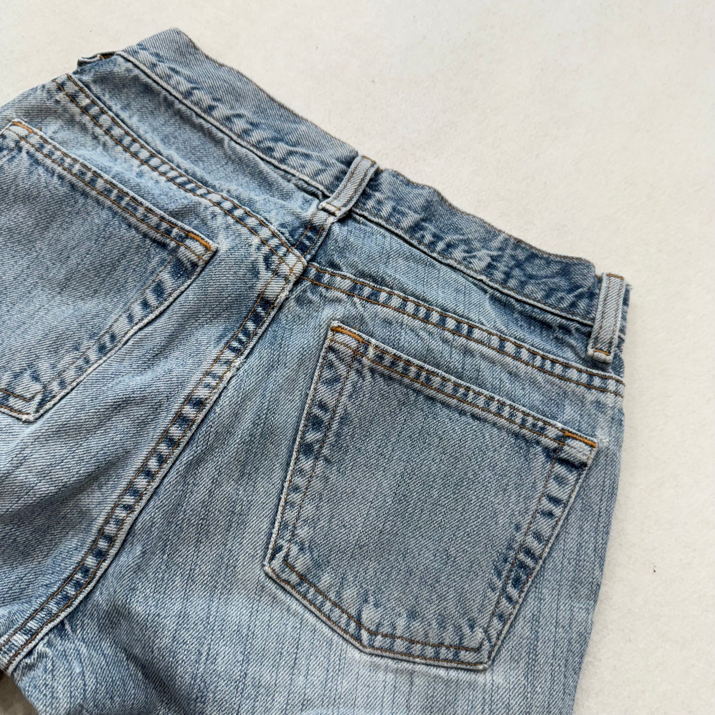 Gap Women's Light Wash Blue Denim Long Bootcut Jeans Button-Fly Low Rise Size 28