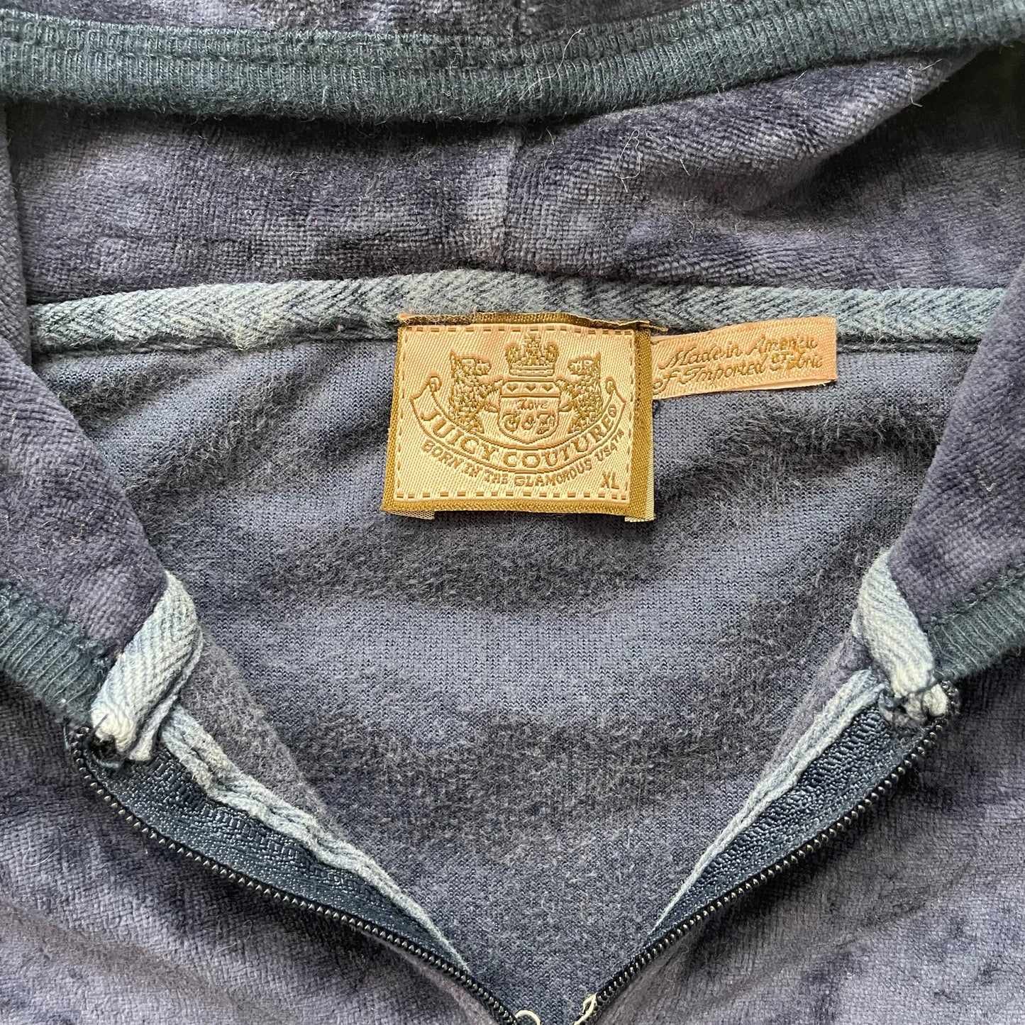Juicy Couture Women's Navy Velour Zip-Up Hoodie Drawstring Pockets Y2K Size XL
