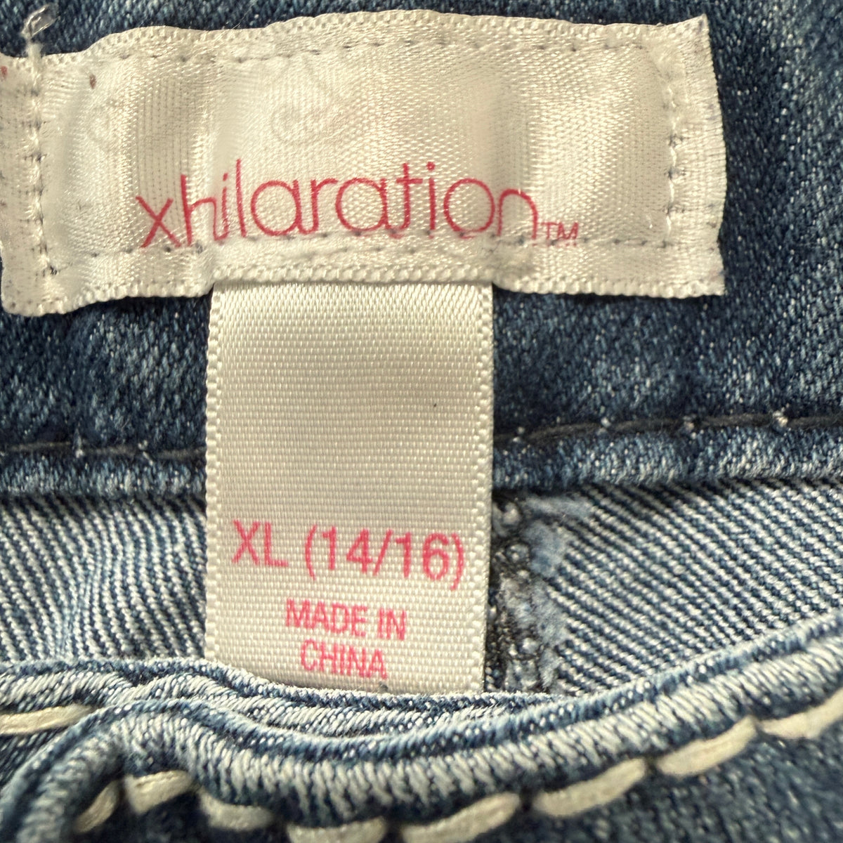 Xhilaration Bermuda Denim Shorts Women's Medium Wash Flap Pockets Size XL photo 3