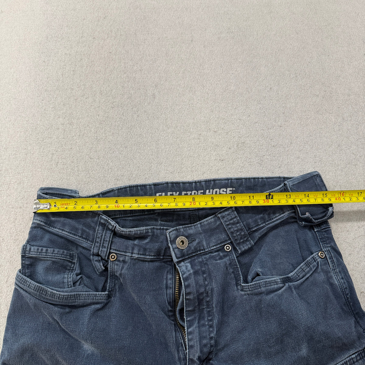 Duluth Trading Co. Flex Fire Hose Relaxed Fit Cargo Work Pants Size 32x32 photo 5