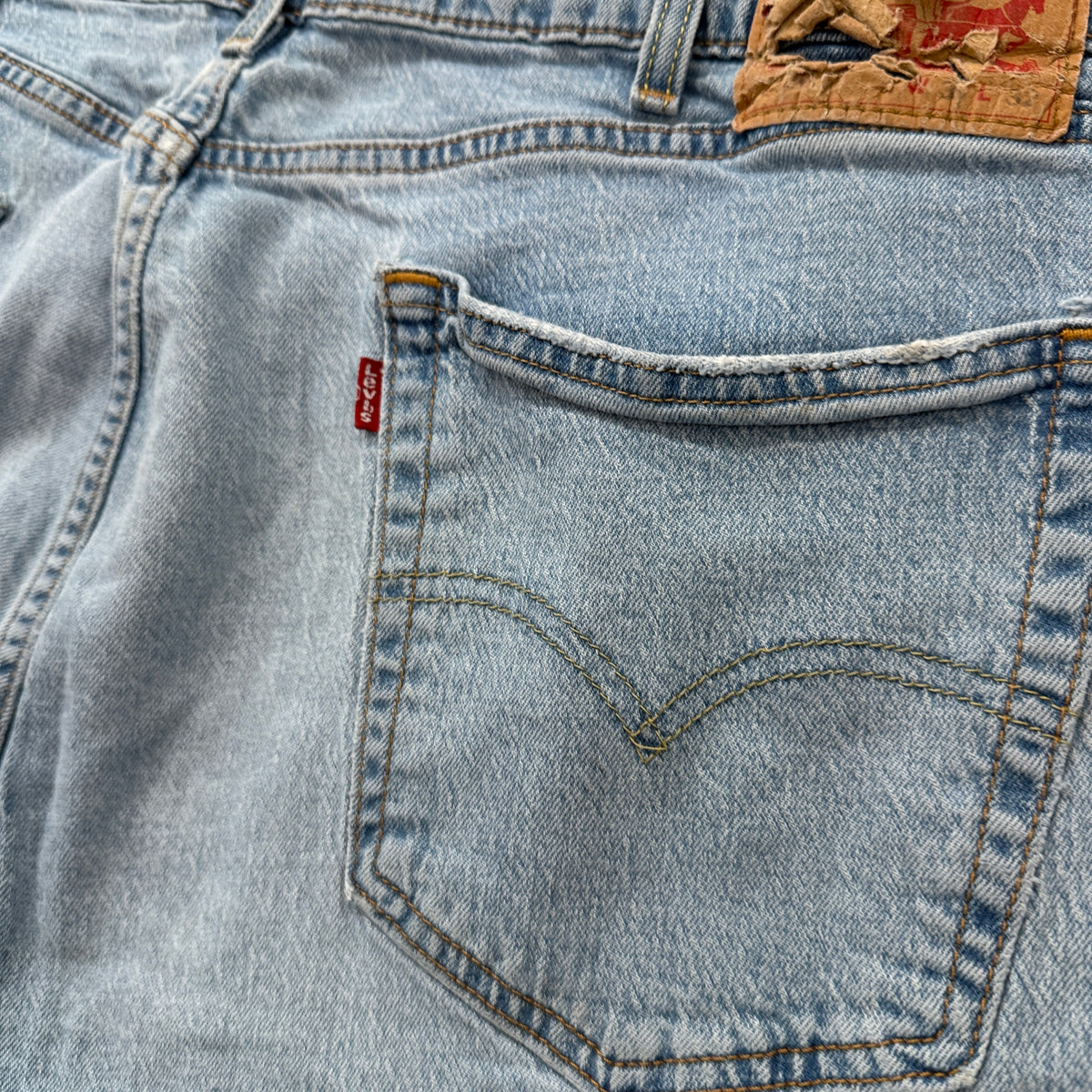 Levi's Men's Blue Denim Jeans Straight Leg Pockets Zip-Fly Classic Size W38xL32
