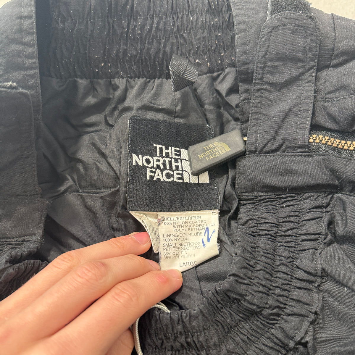 The North Face Vintage Black Nylon Side Zip Pants Size M photo 3
