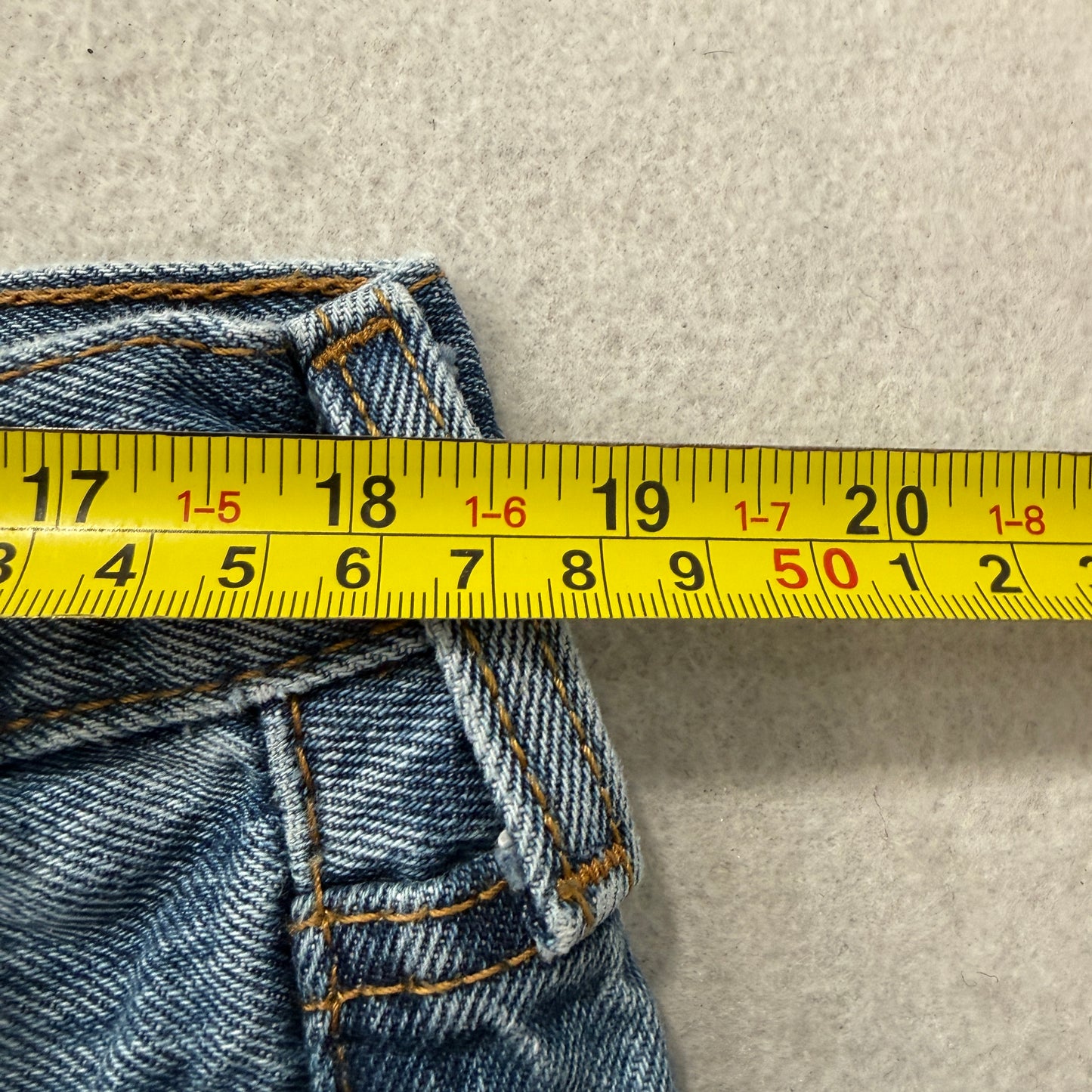 Levi's 501 Men's Blue Denim Jeans Straight Fit Zip-Fly Pockets Size W38xL30
