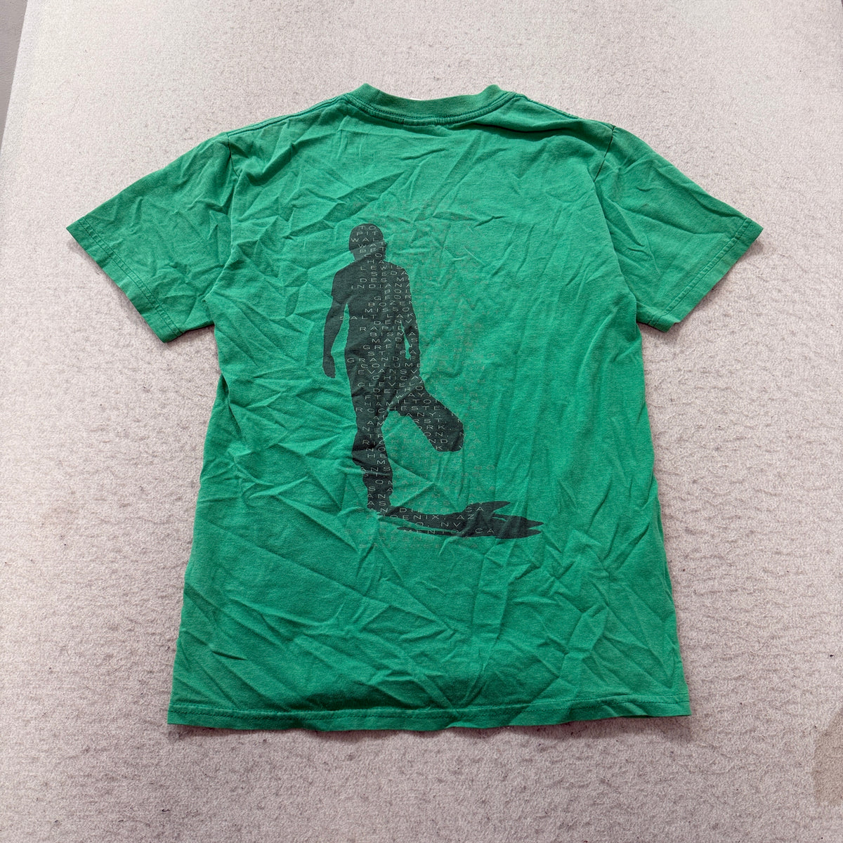Gildan Graphic T-Shirt Men's Green Country Music Guitar Print Short Sleeve Size S photo 2