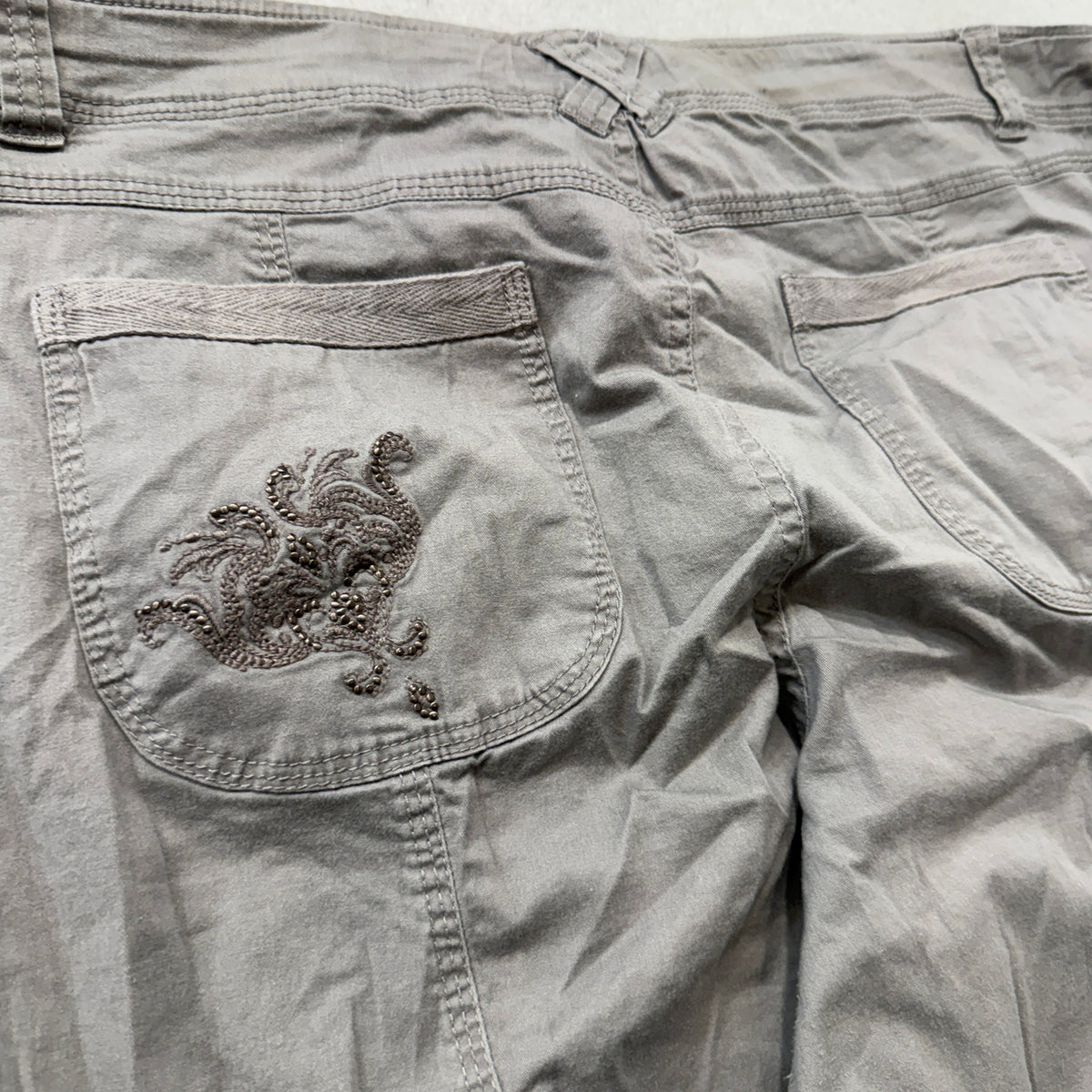INC International Concepts Cargo Capri Pants Women's Gray Ruched Size 14 photo 6