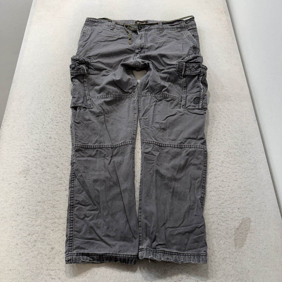 No Boundaries Cargo Pants Men's Gray Cotton Utility Pockets Relaxed Size 38x32 photo 1