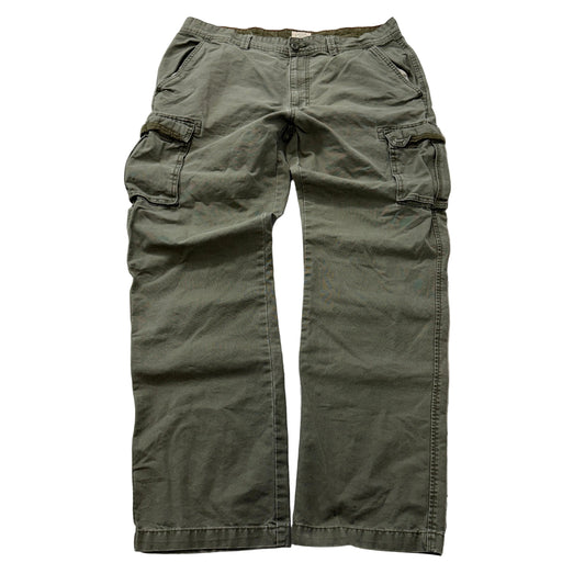 St. John's Bay Men's Olive Green Canvas Cargo Pants Pockets Classic Size 38x34
