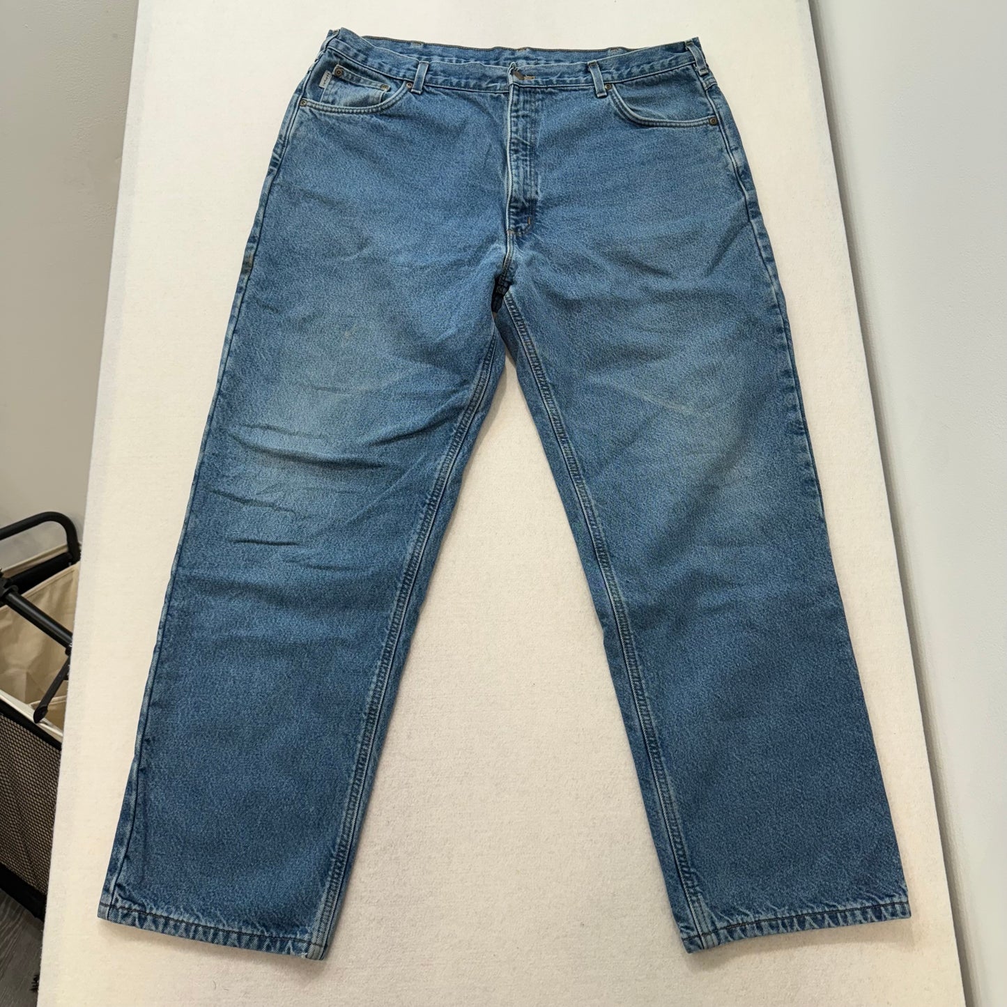 Carhartt Relaxed Fit Blue Denim Jeans Straight Leg Logo Patch Checkered Pocket Lining Size 42x32