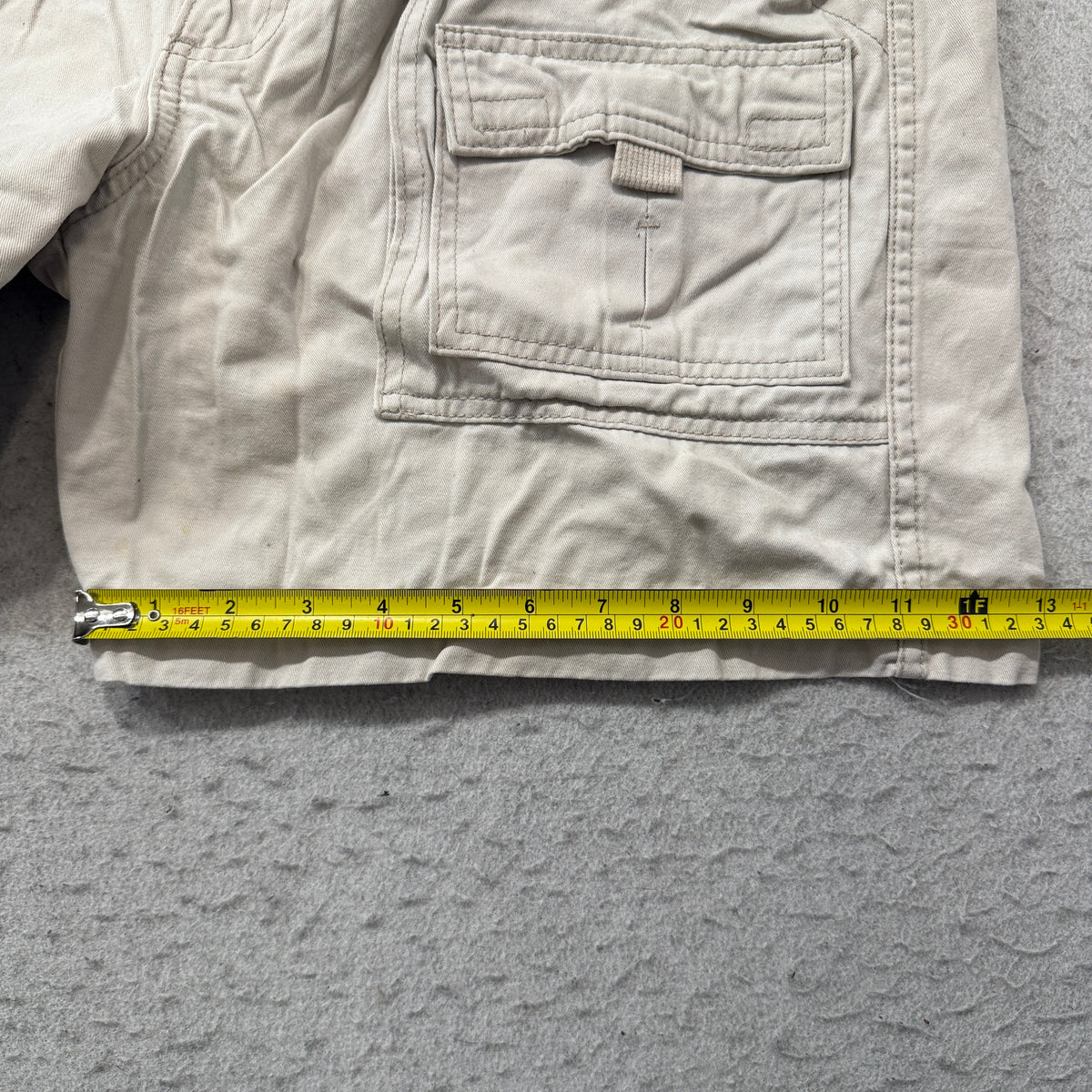 St. John's Bay Cargo Shorts Men's Khaki Beige Cotton Utility Pockets Size 36 photo 5