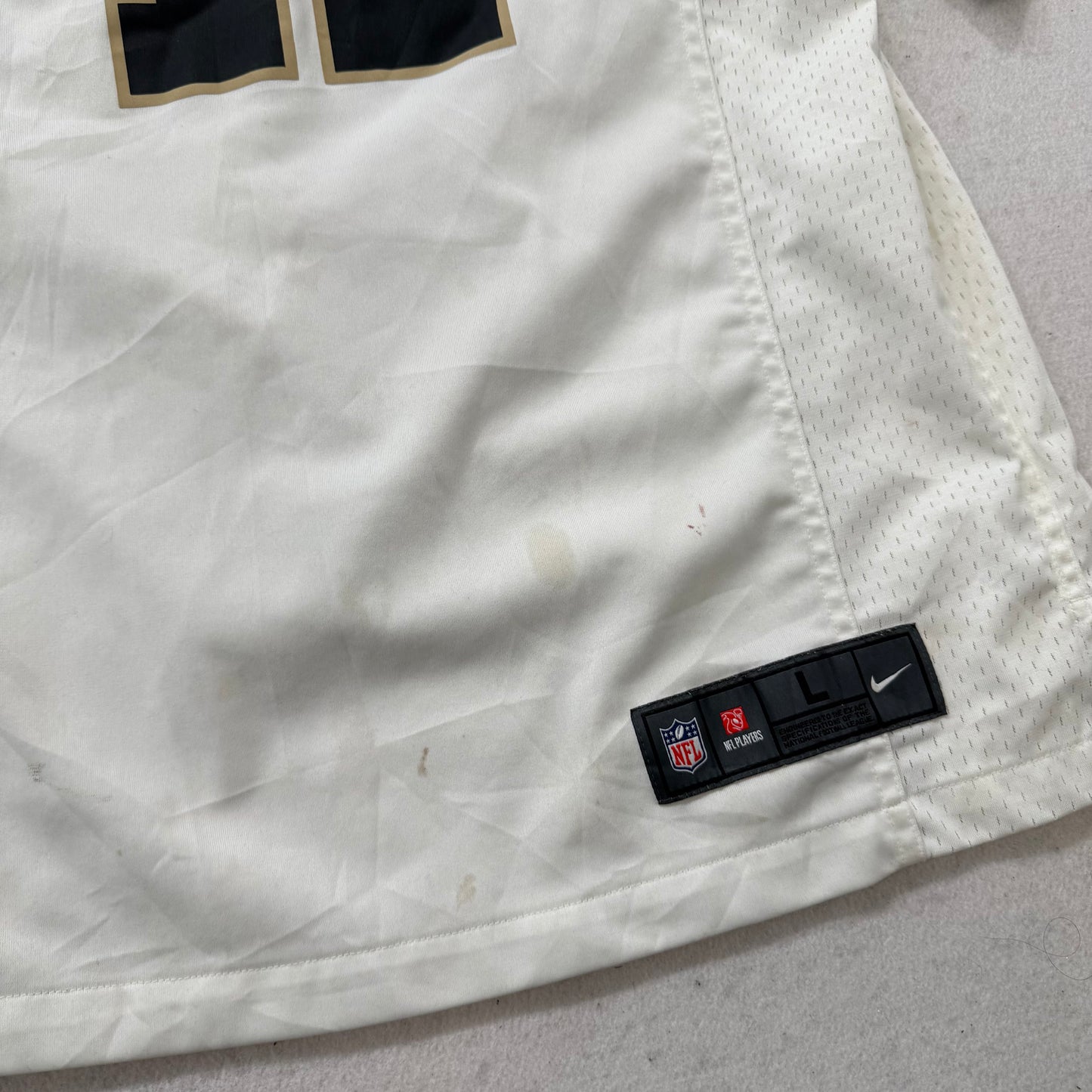 Nike Alvin Kamara New Orleans Men's White Cotton T-Shirt Short Sleeves Size L