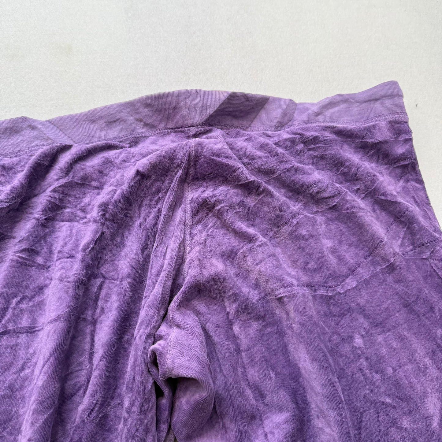 Vintage Juicy Couture Women's Purple Velour Flared Track Pant Loungewear Size L