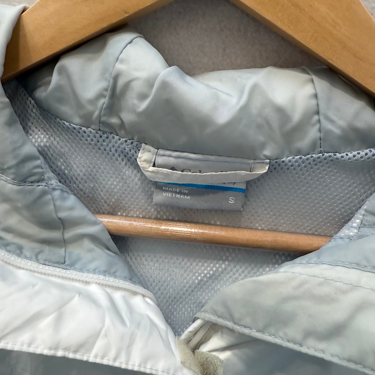 Columbia Women's White Nylon Zip Up Lightweight Windbreaker Jacket Y2K Size S