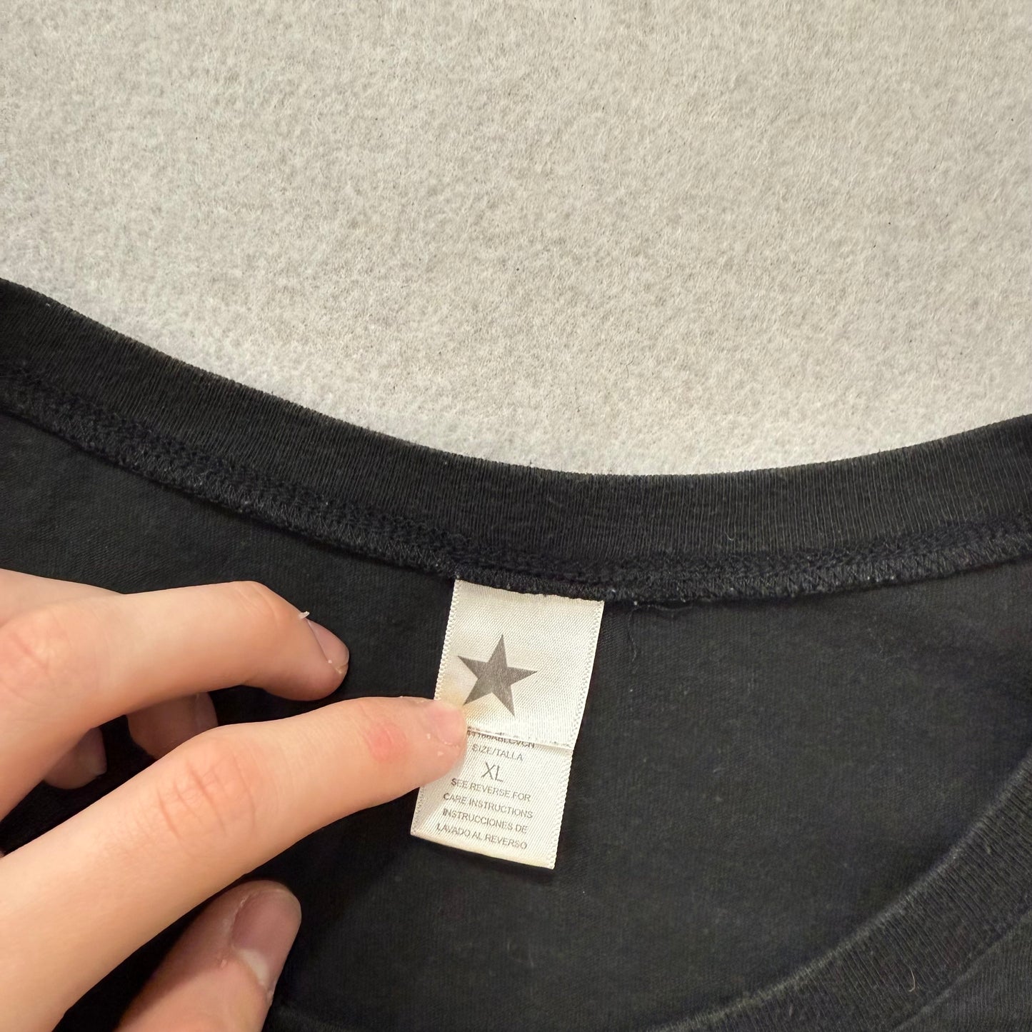 Vintage Womens Black "Faith" Cross Graphic T-Shirt Grunge Rhinestone Tee Size XL