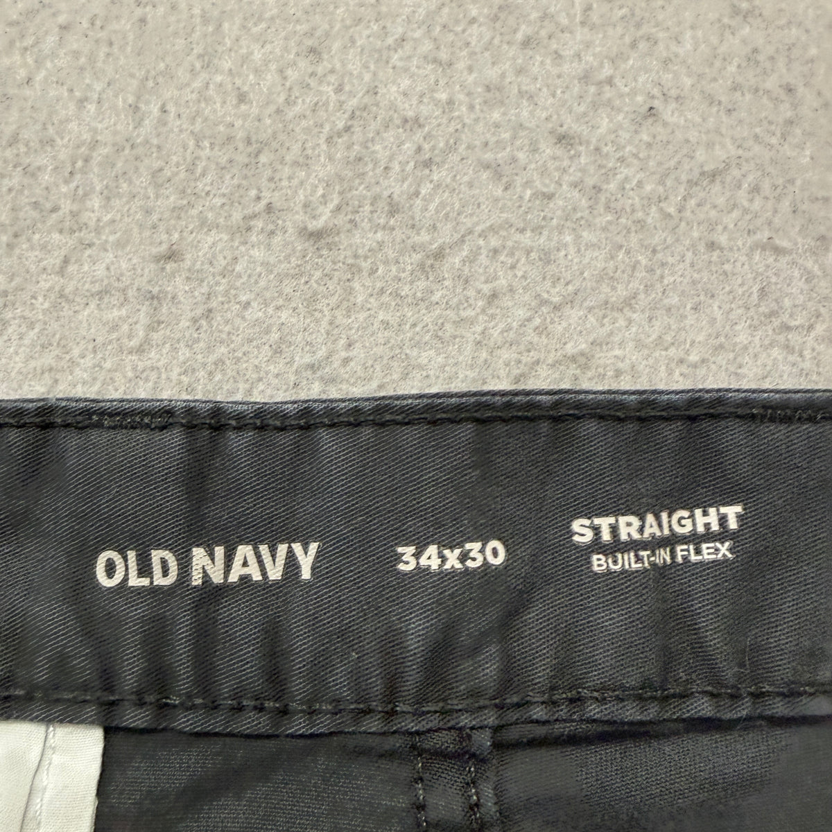 Old Navy Straight Built-In Flex Cargo Pants Men's Charcoal Gray Size 34x30 photo 3